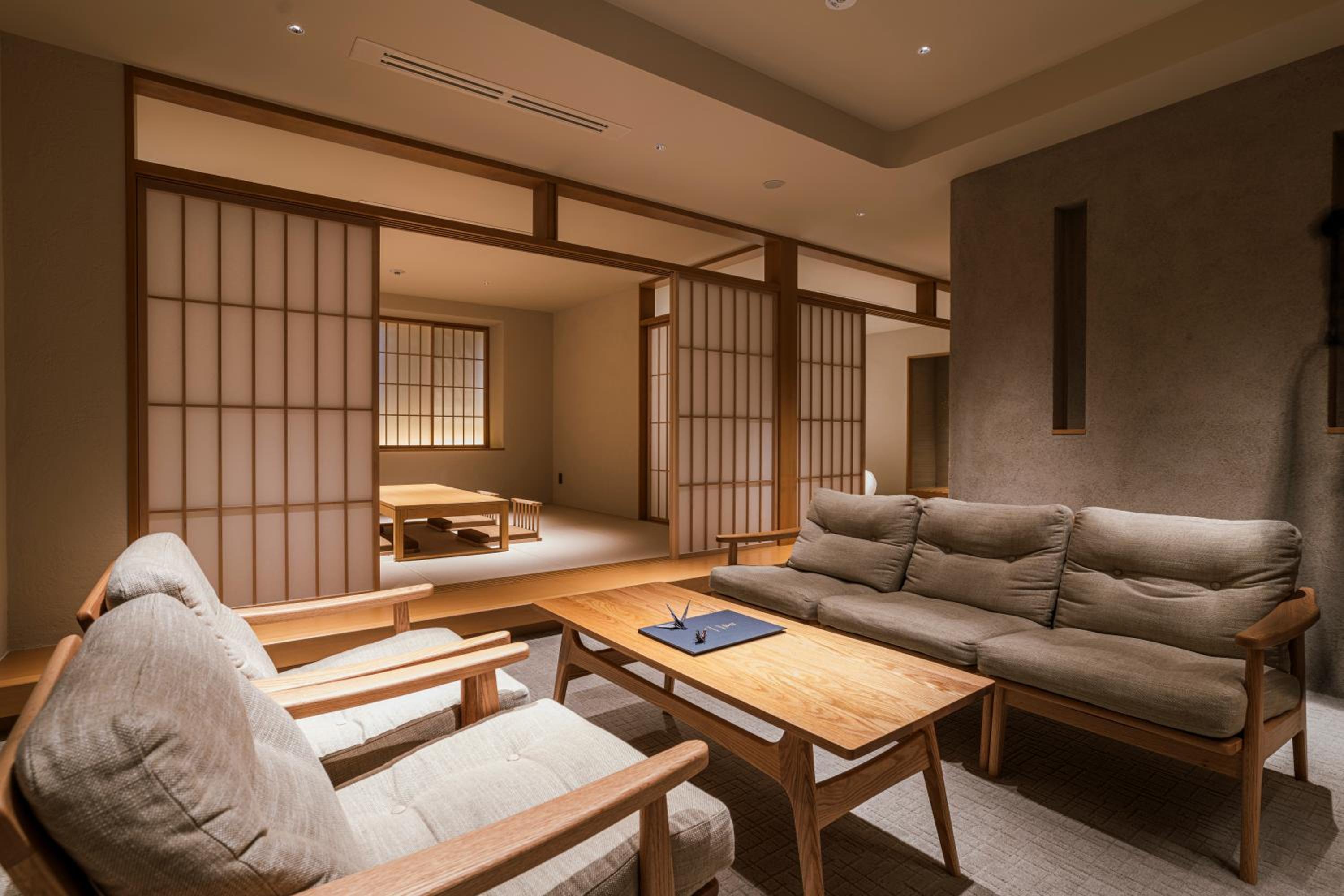 Suite Room - Shinju - (Breakfast and Crab and Yellowtail Hot Pot Dinner Included)