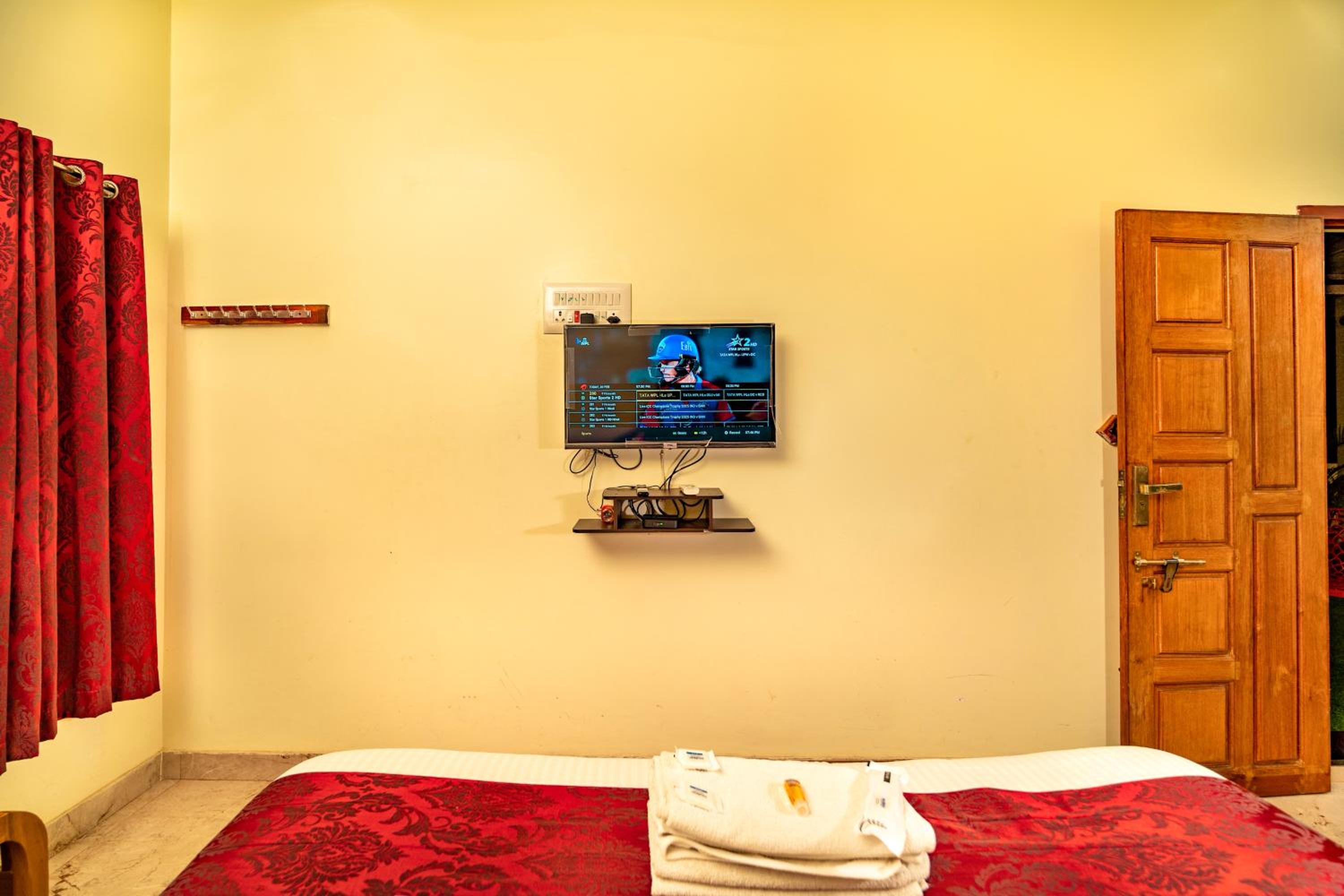 Deluxe Double Room - Photo 1