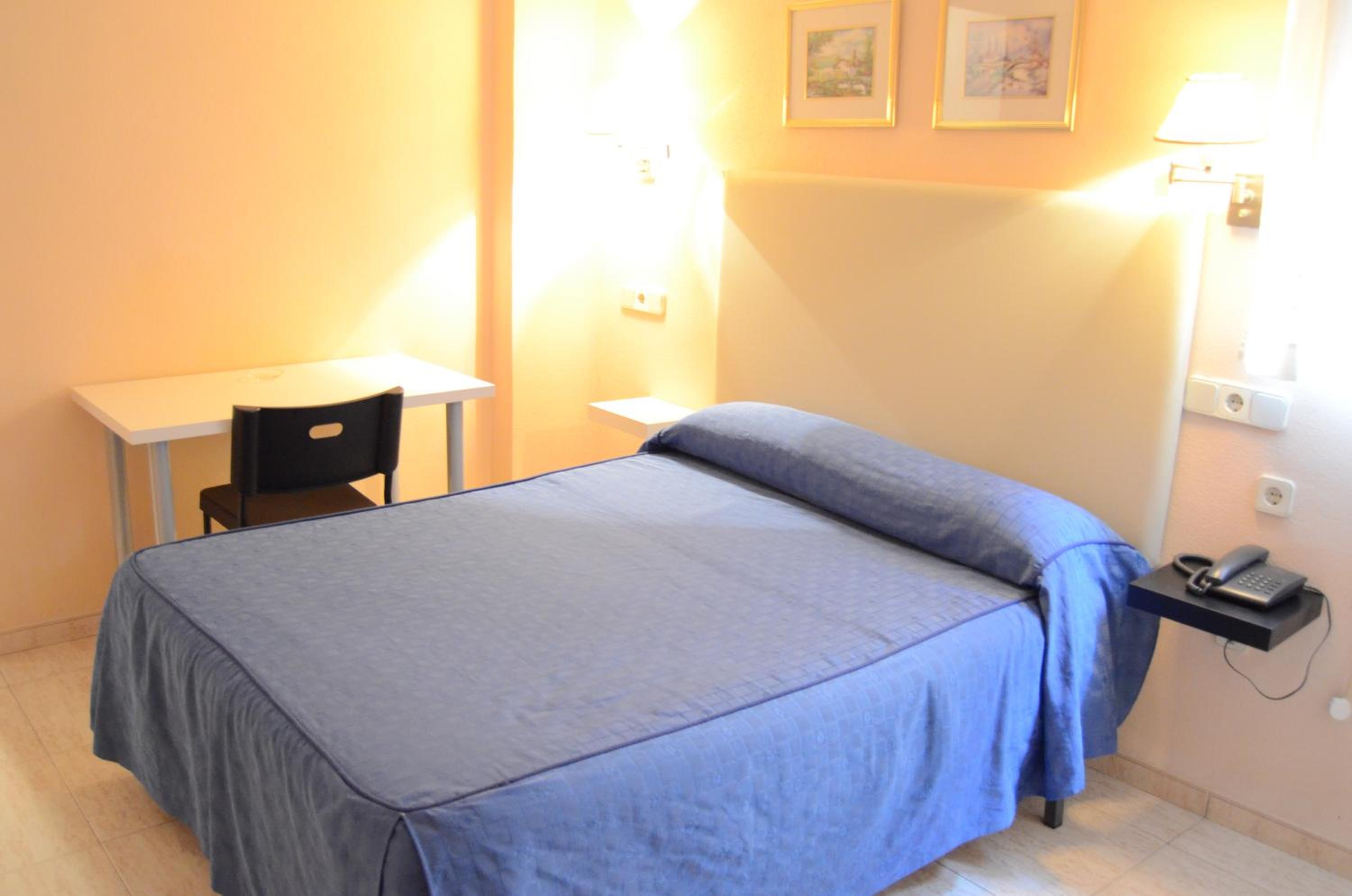 Double or Twin Room photo 2
