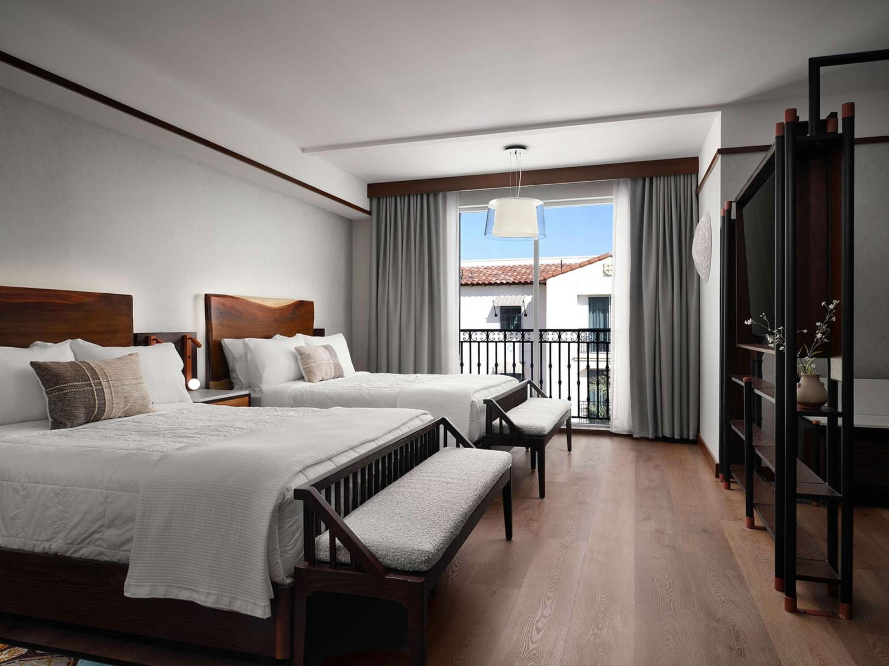 2 QUEEN BEDS COURTYRD VIEW - Photo 1
