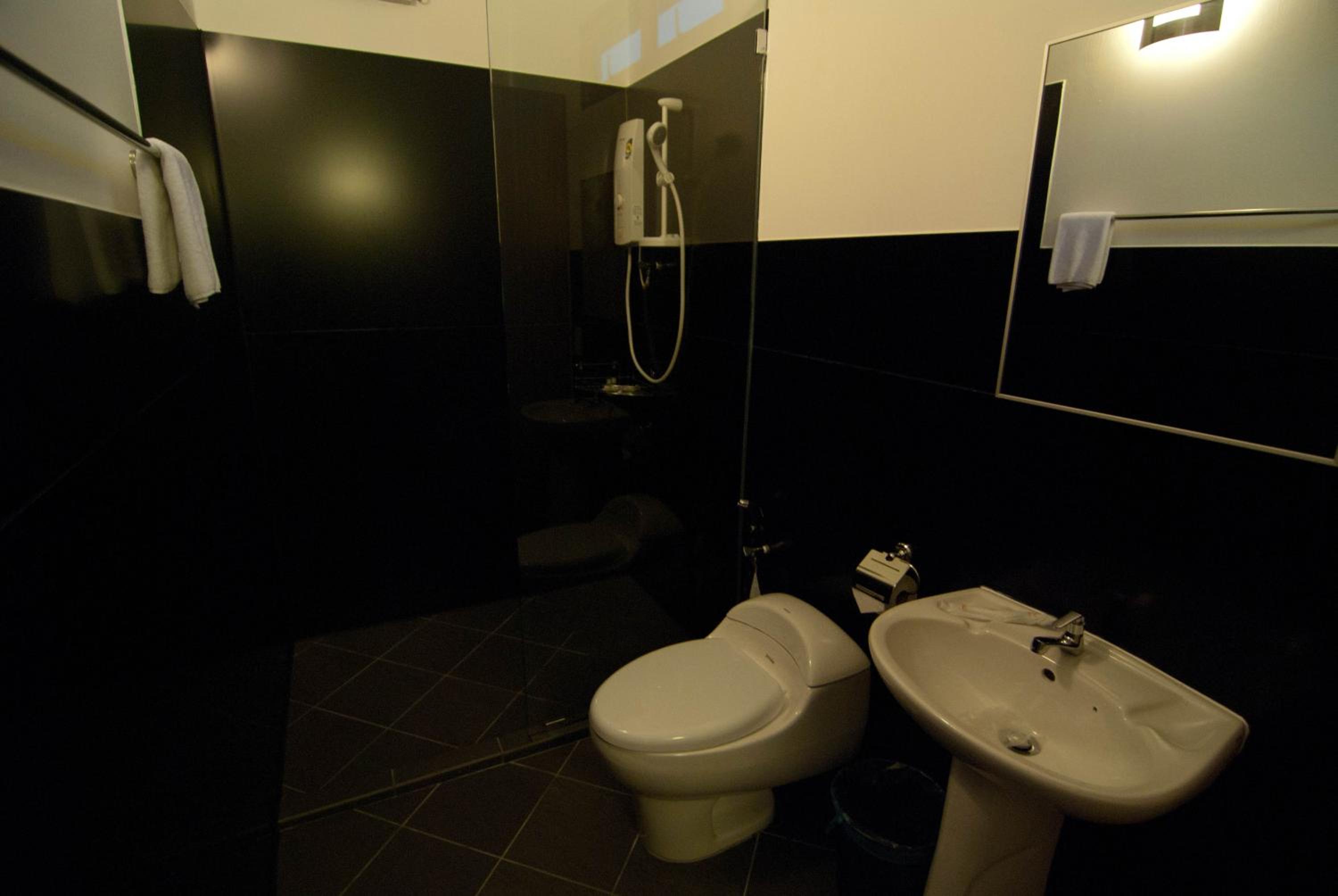 Superior Twin Room - Photo 13