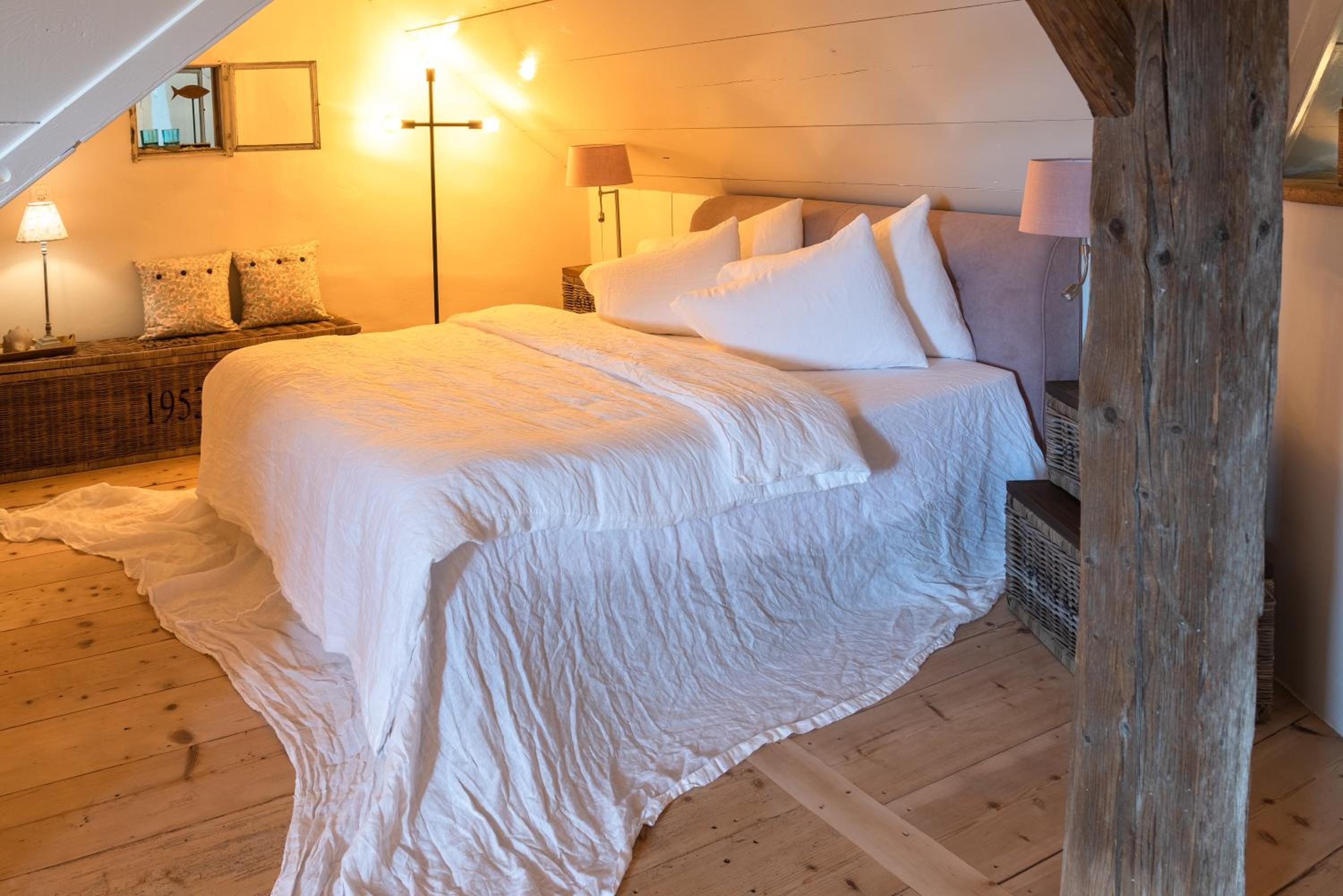 Double Room with Private Bathroom photo 1