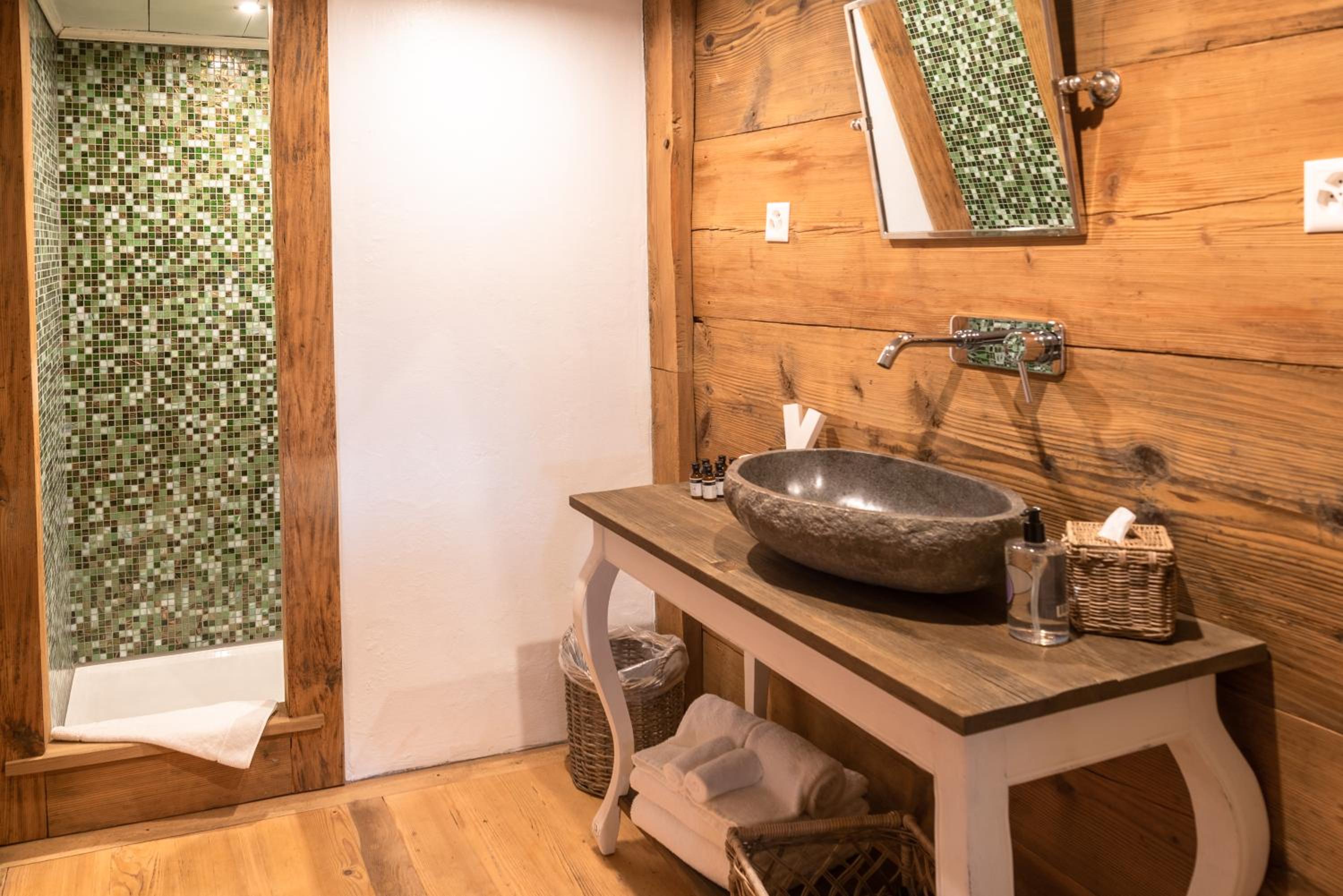 Double Room with Private Bathroom photo 3