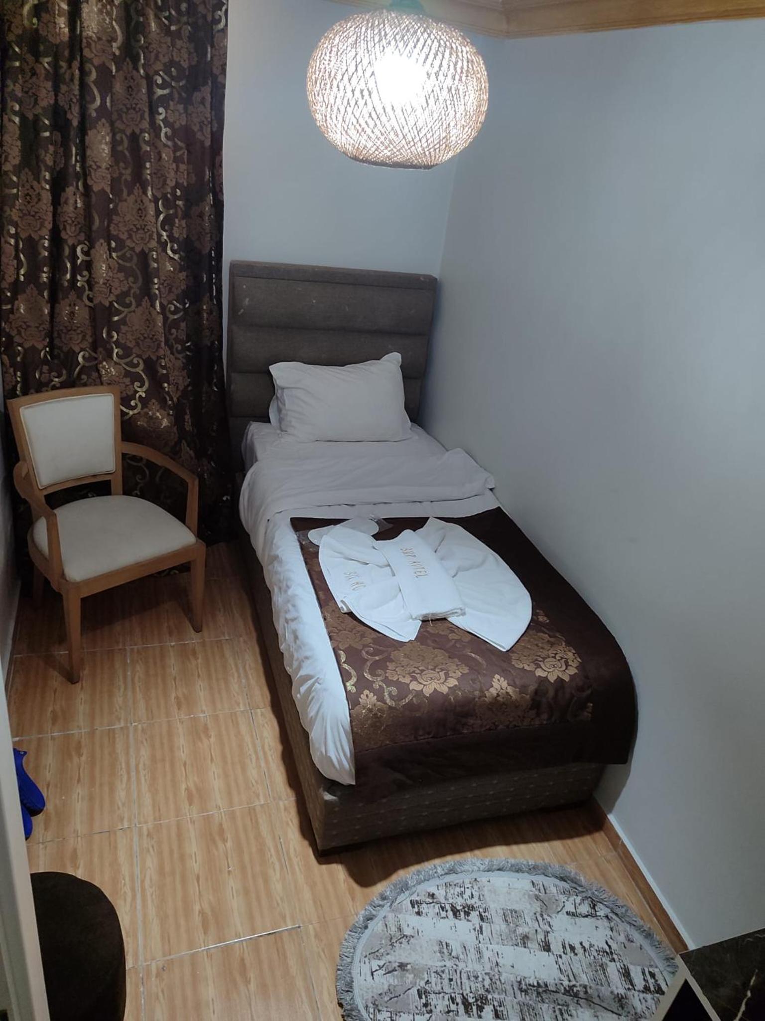 Budget Single Room photo 2