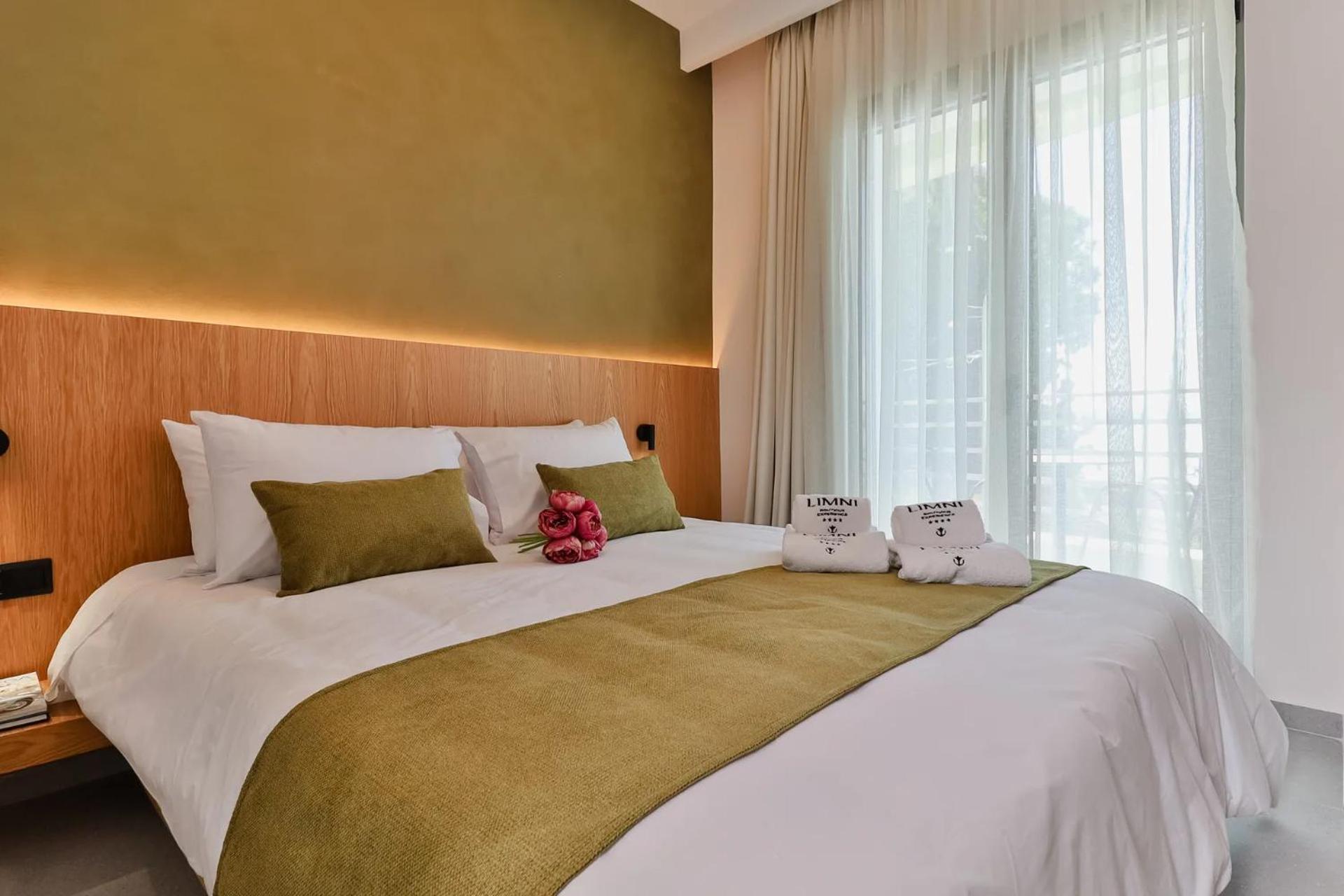 Standard Twin Room with Balcony - Atrium View