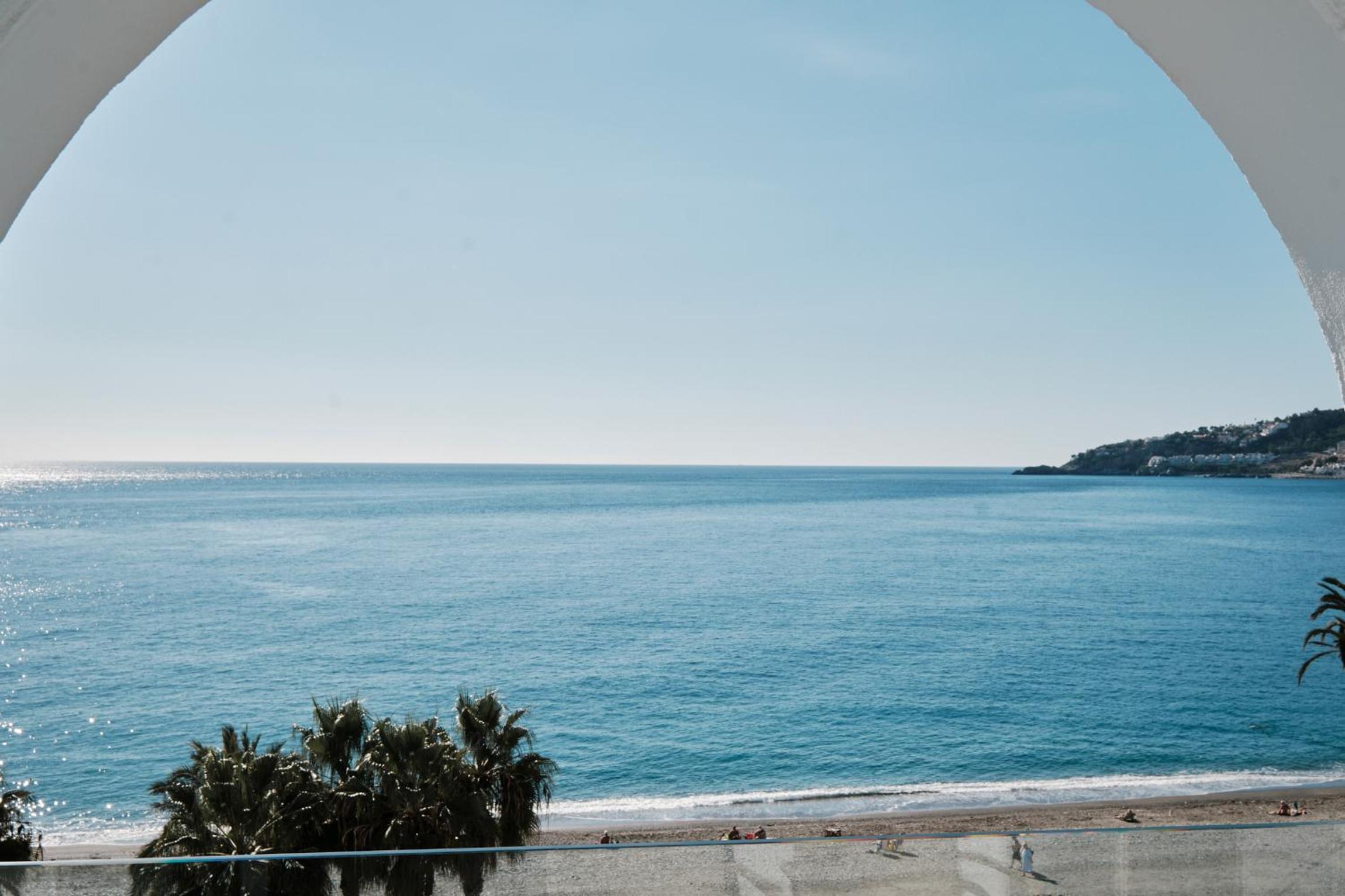 Panoramic Room with front sea view and hot tub on the terrace