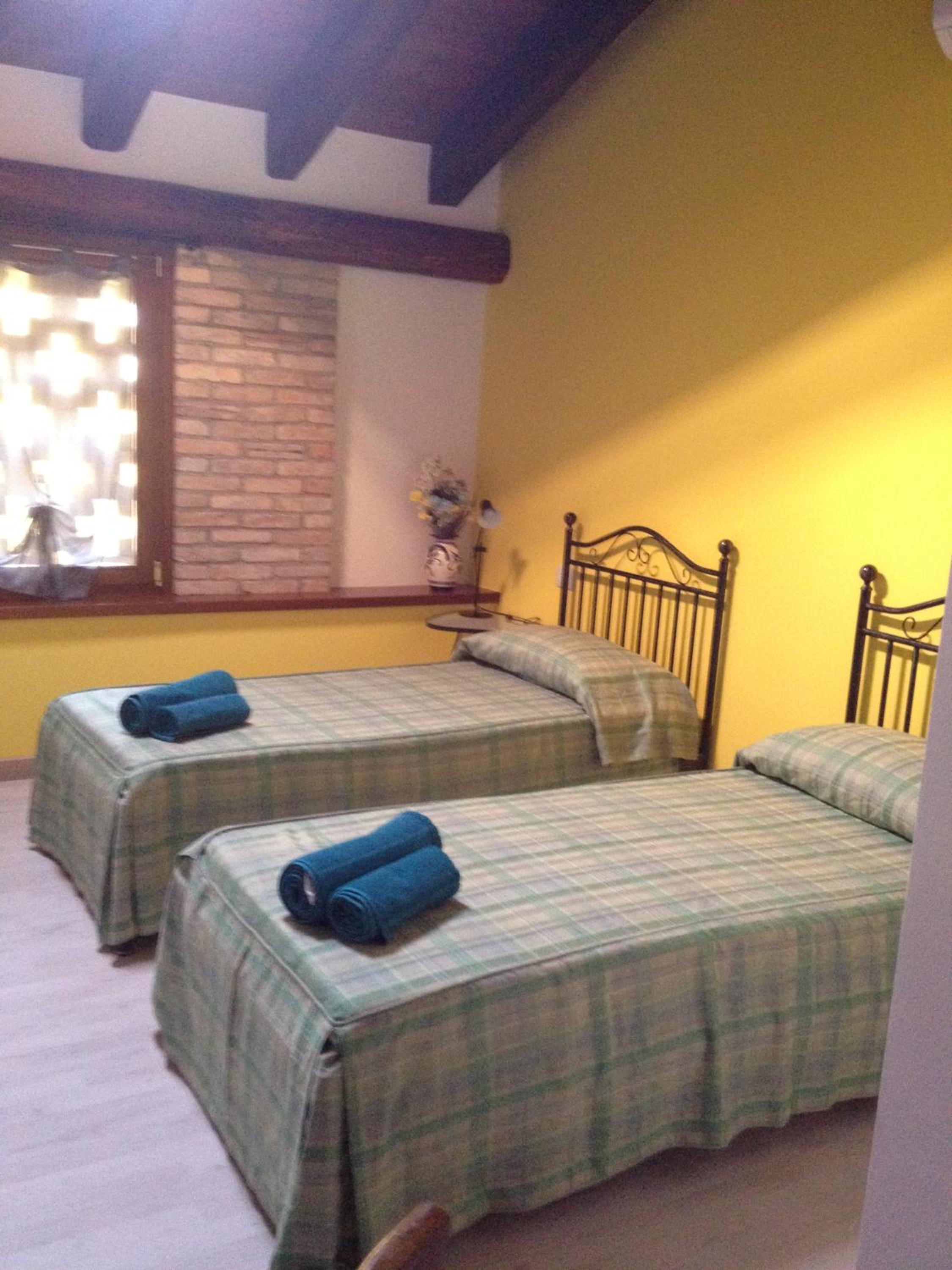 Double or Twin Room photo 2