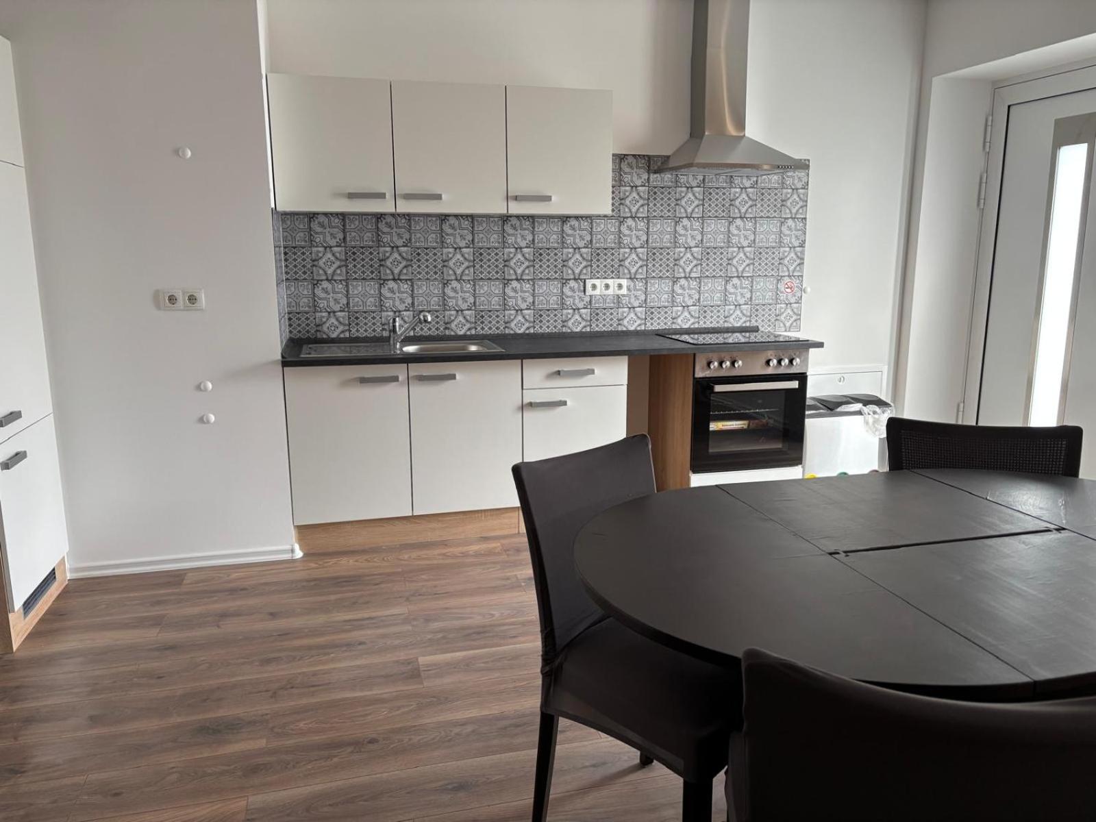 Apartment photo 3