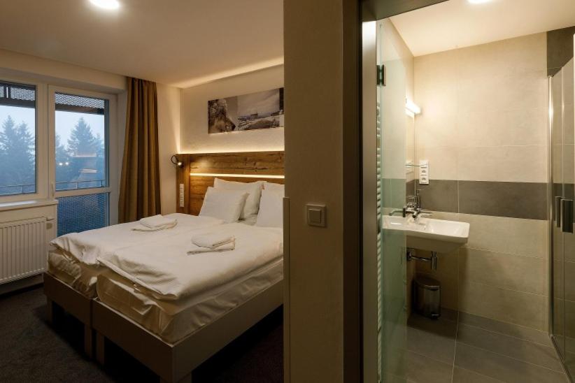 Double or Twin Room with Balcony