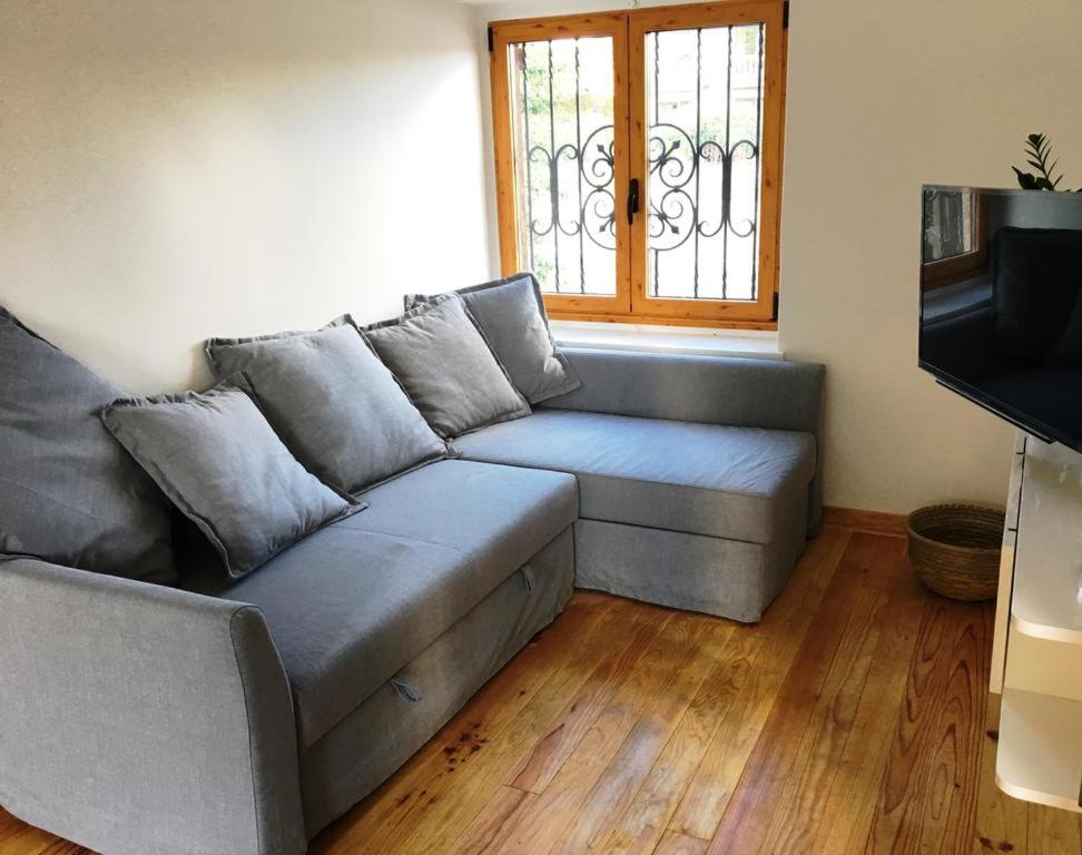 Three-Bedroom Apartment with Lake View photo 2