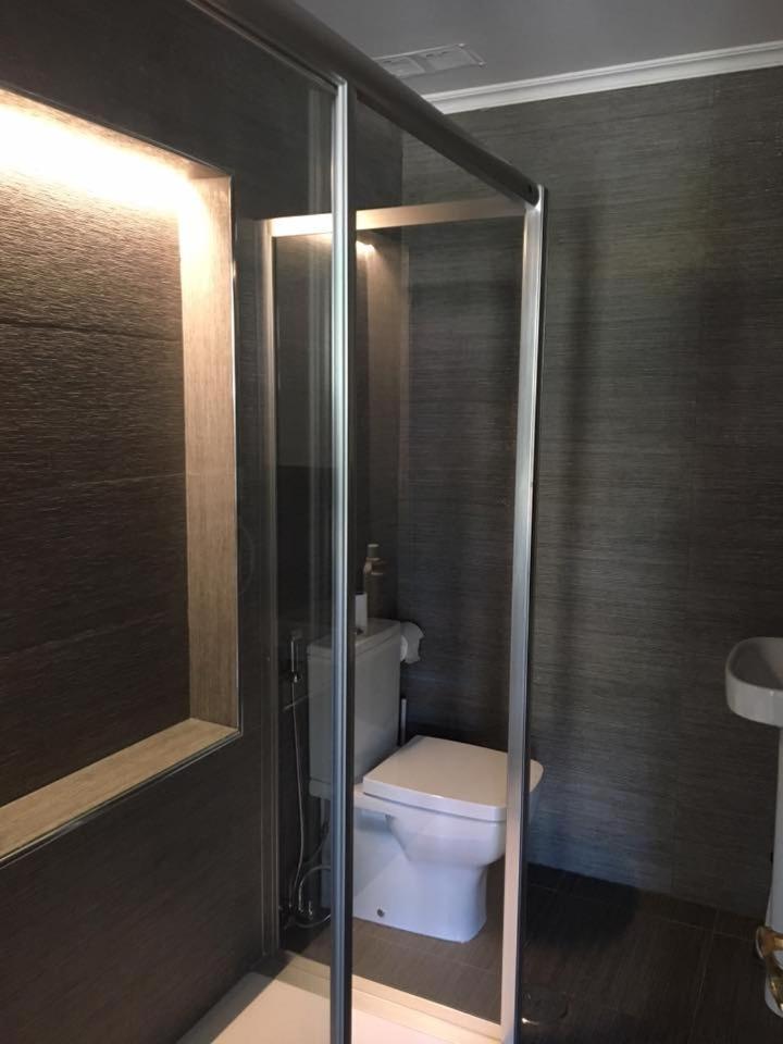 Three-Bedroom Apartment with Lake View photo 3