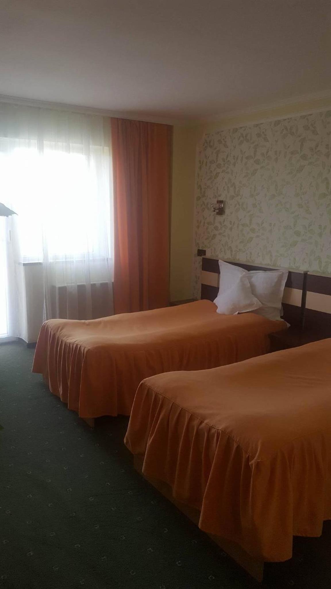 Double Room - Photo 2