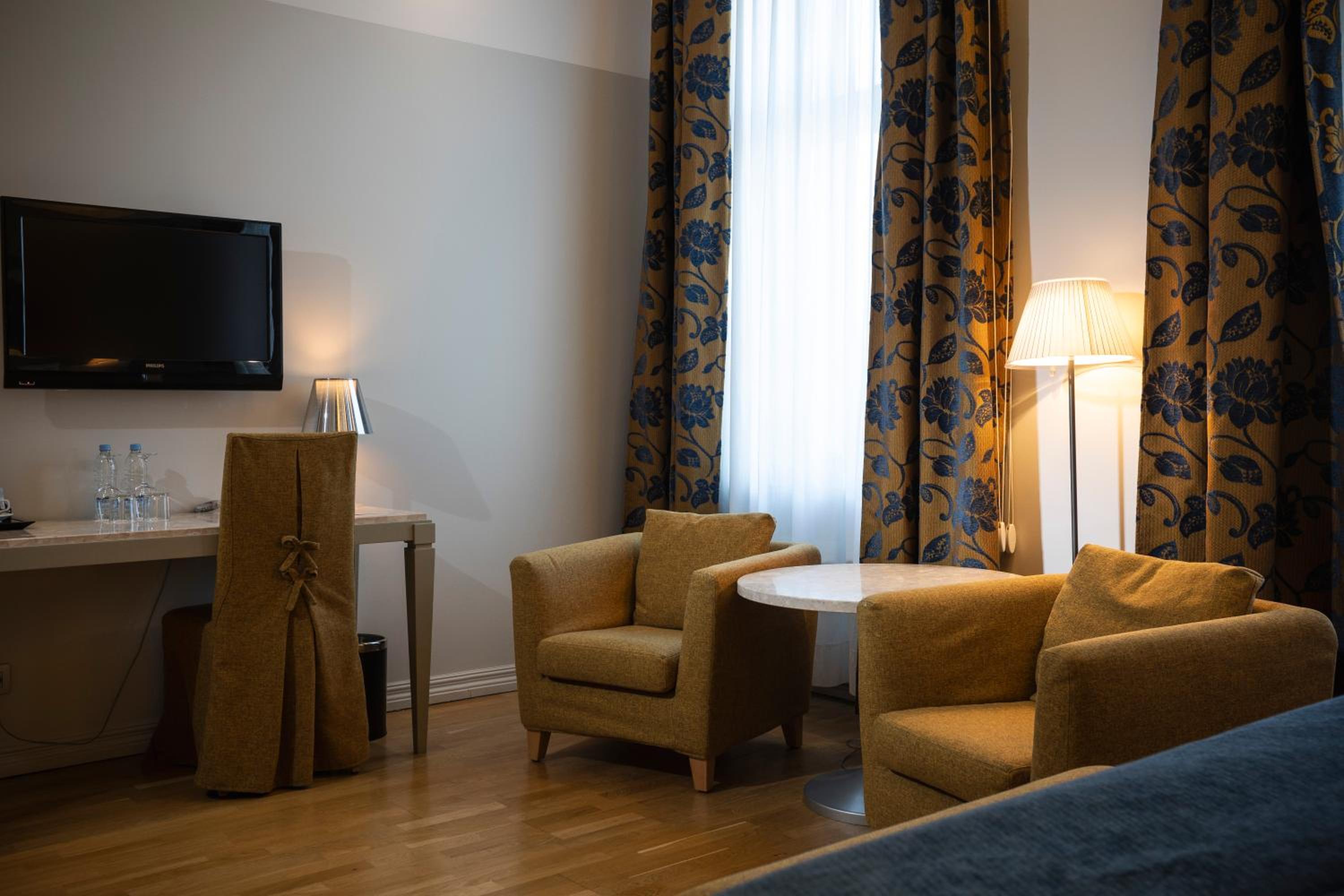 Deluxe Double Room - Photo 2