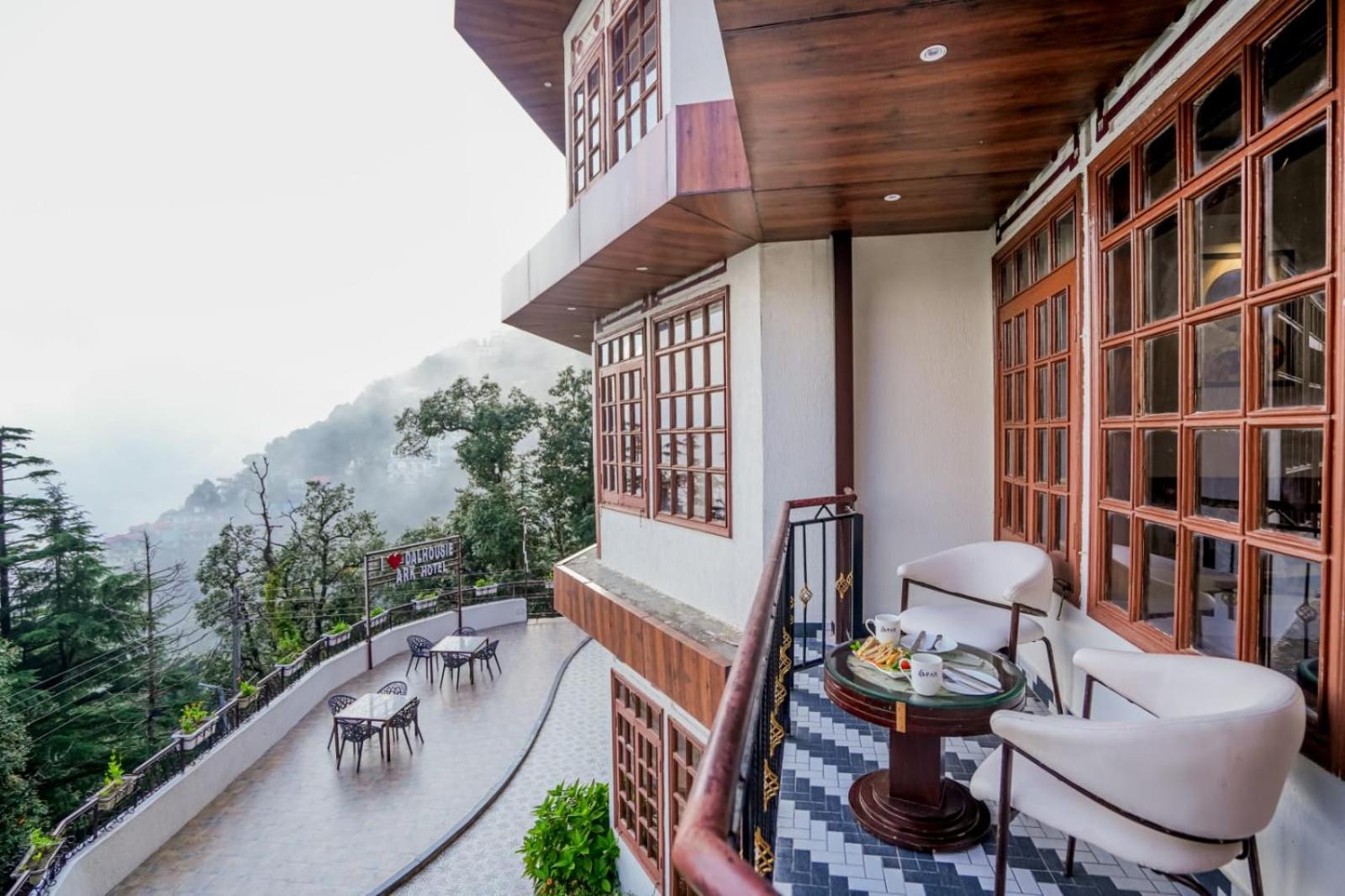 Double Room with Balcony photo 2