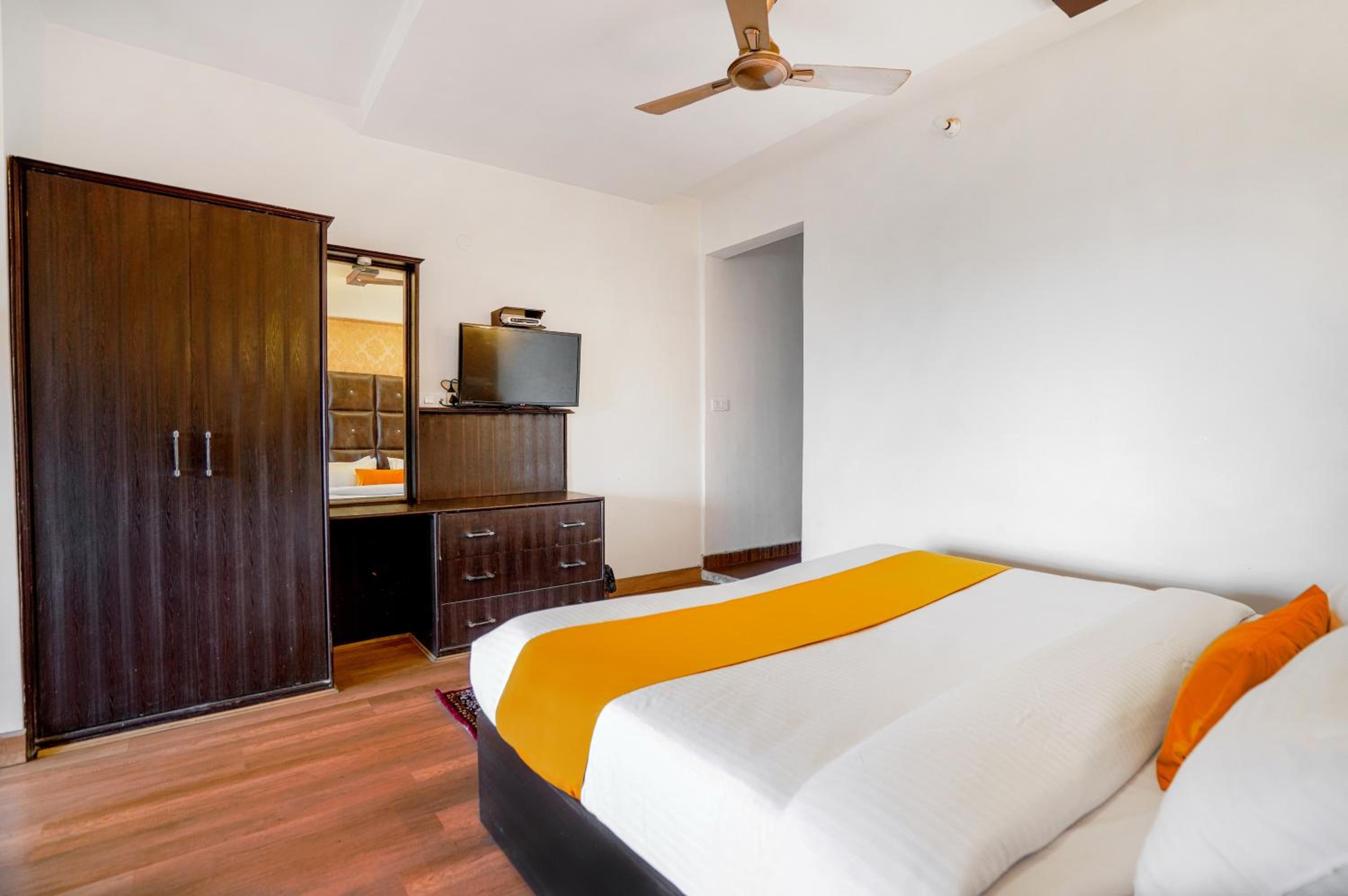 Double Room with Balcony photo 3