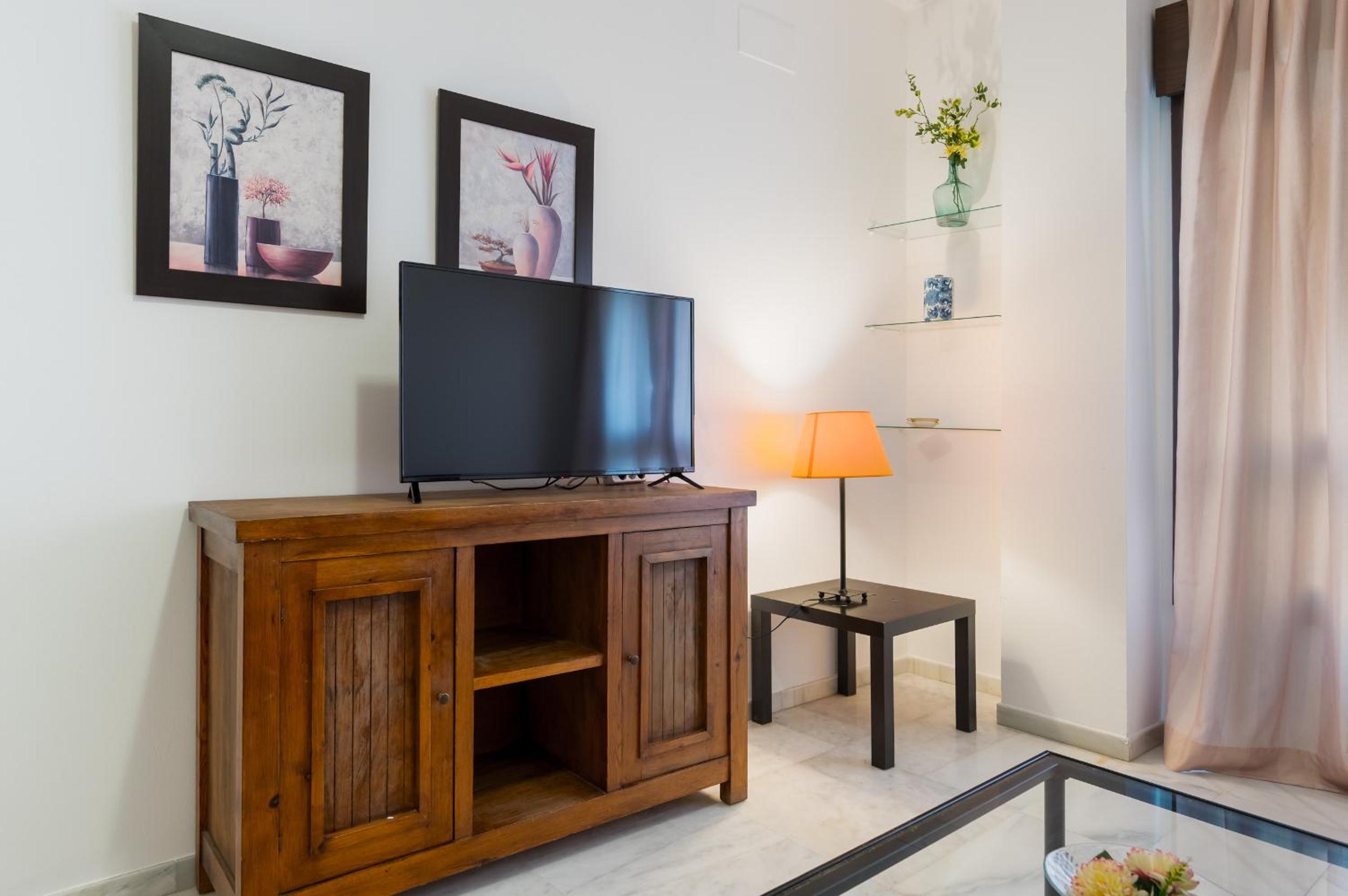 One-Bedroom Standard Apartment
