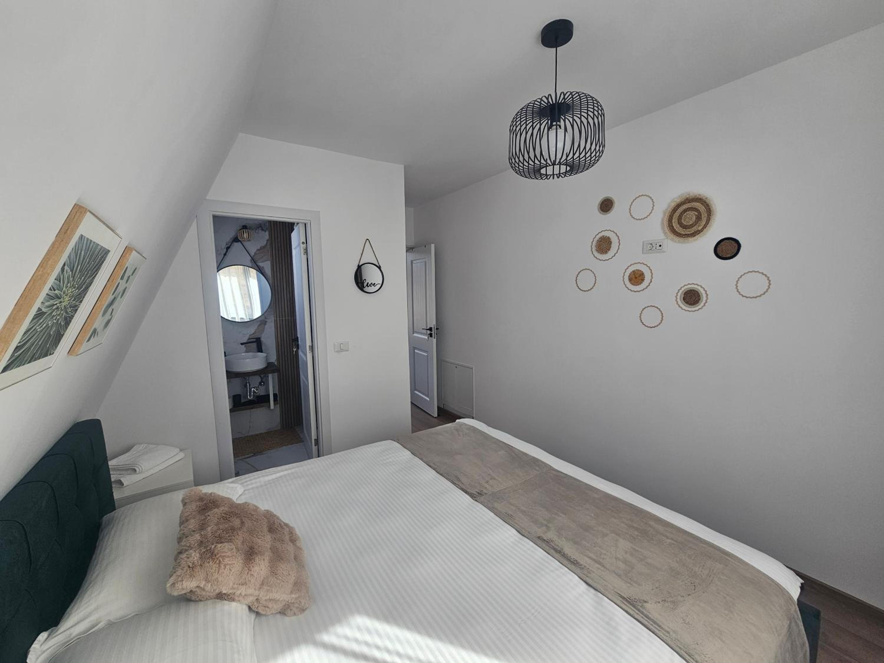 Three-Bedroom Chalet photo 2