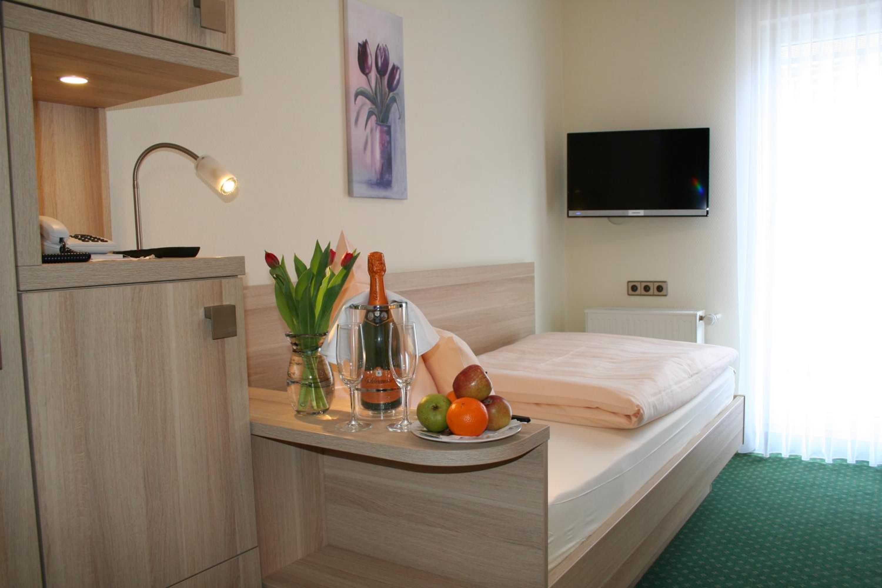 Single Room photo 1