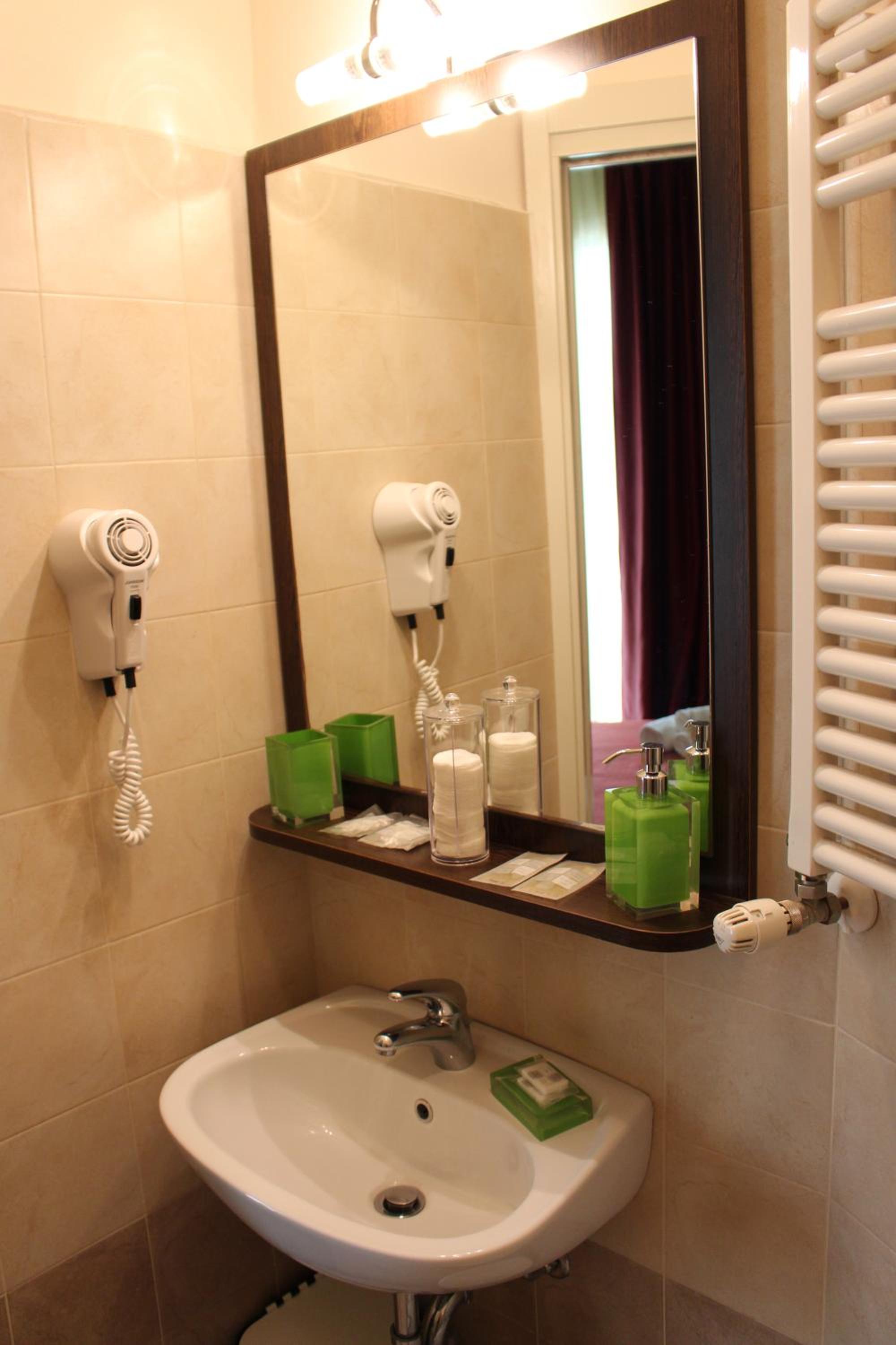 Standard Single Room photo 2