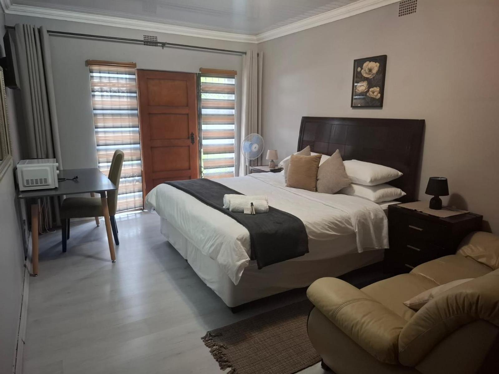 King Room with Pool View photo 1