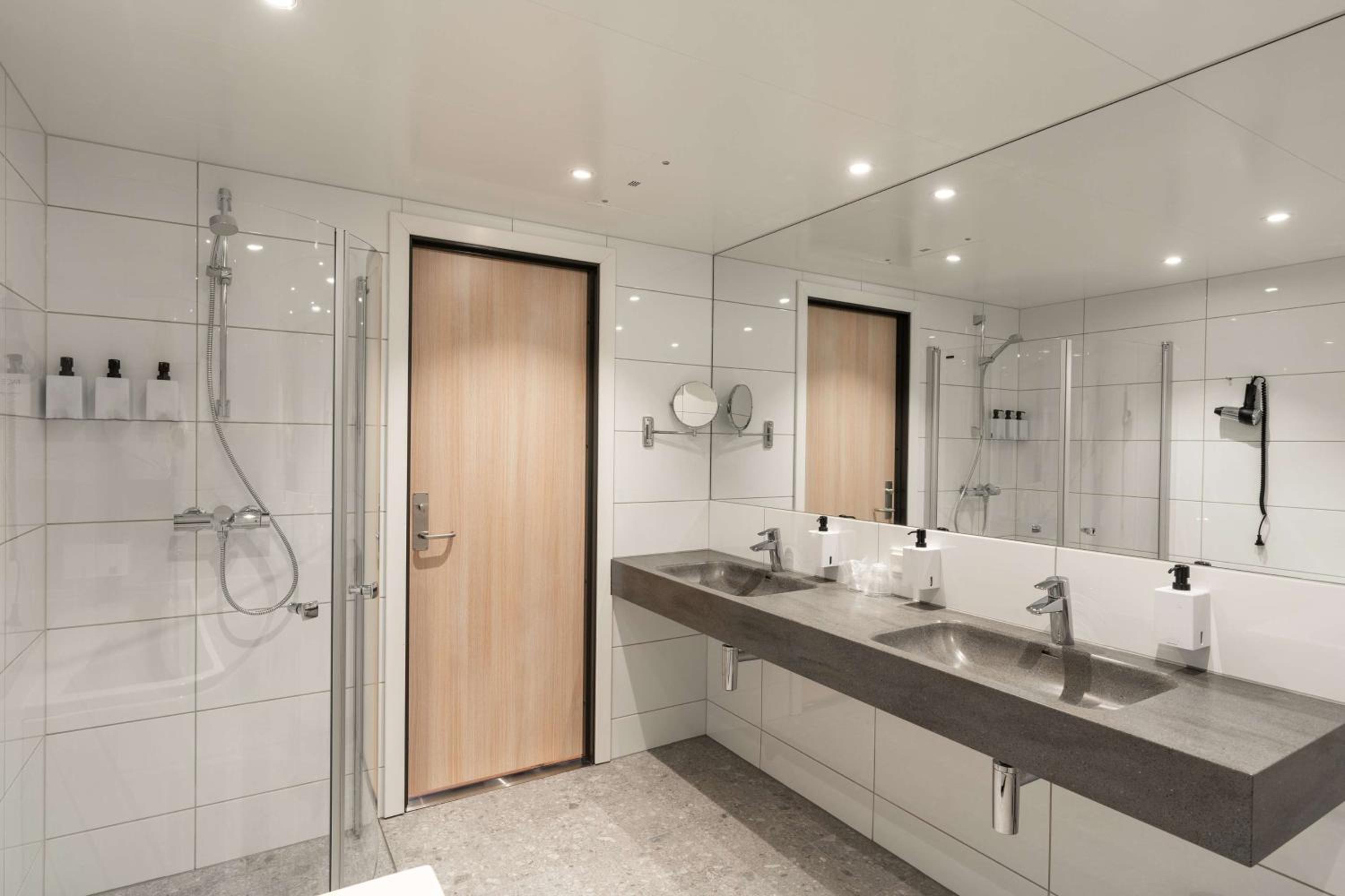 Junior Suite - Photo 1