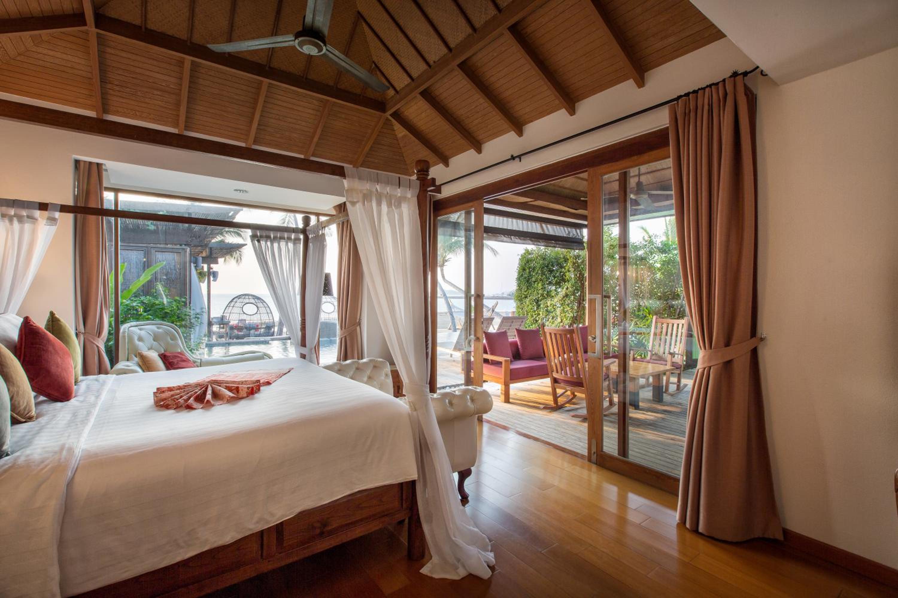 Grand Sunset Suite Pool Villa - Photo 17