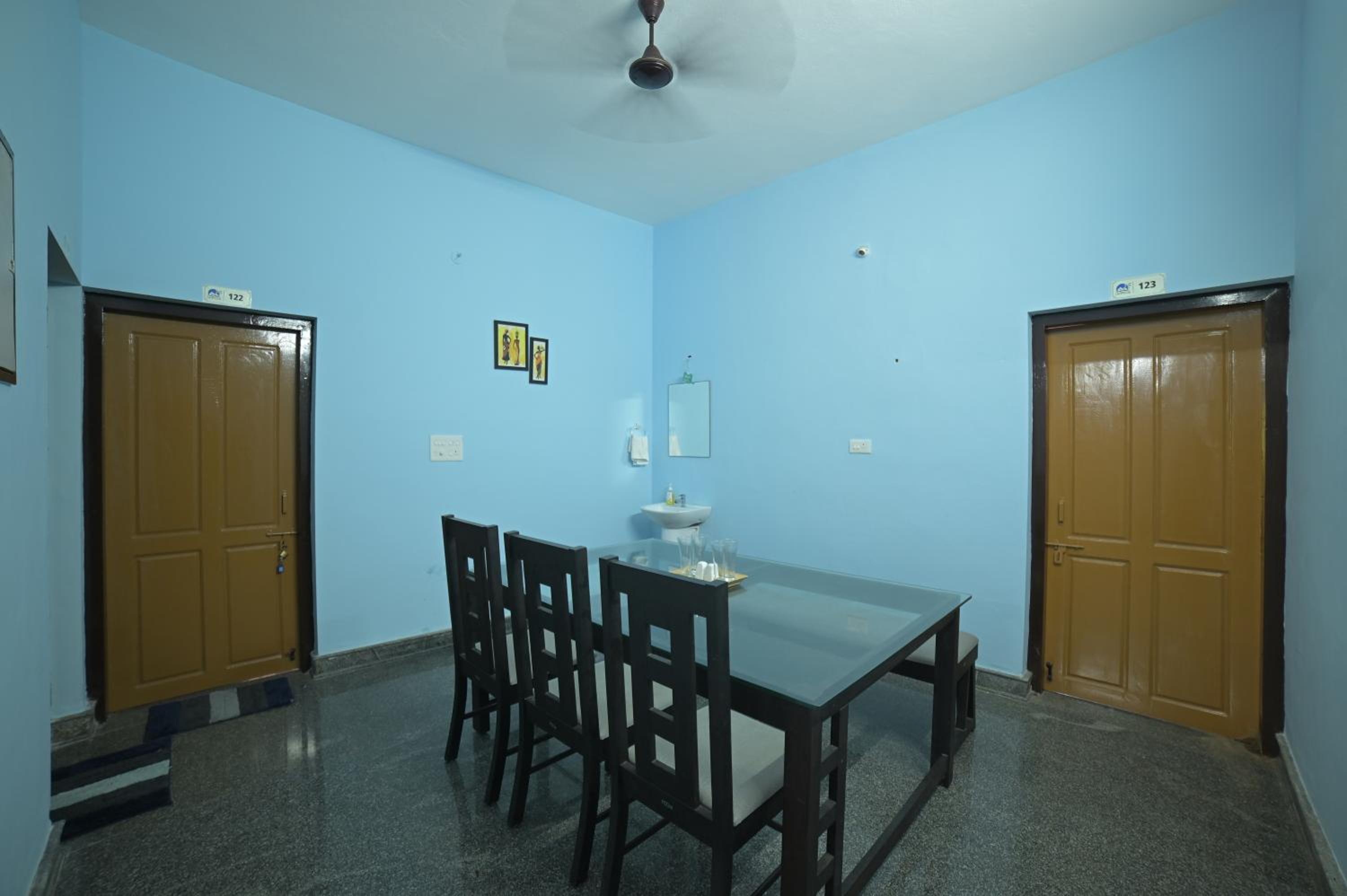 Standard Double Room with Fan photo 1