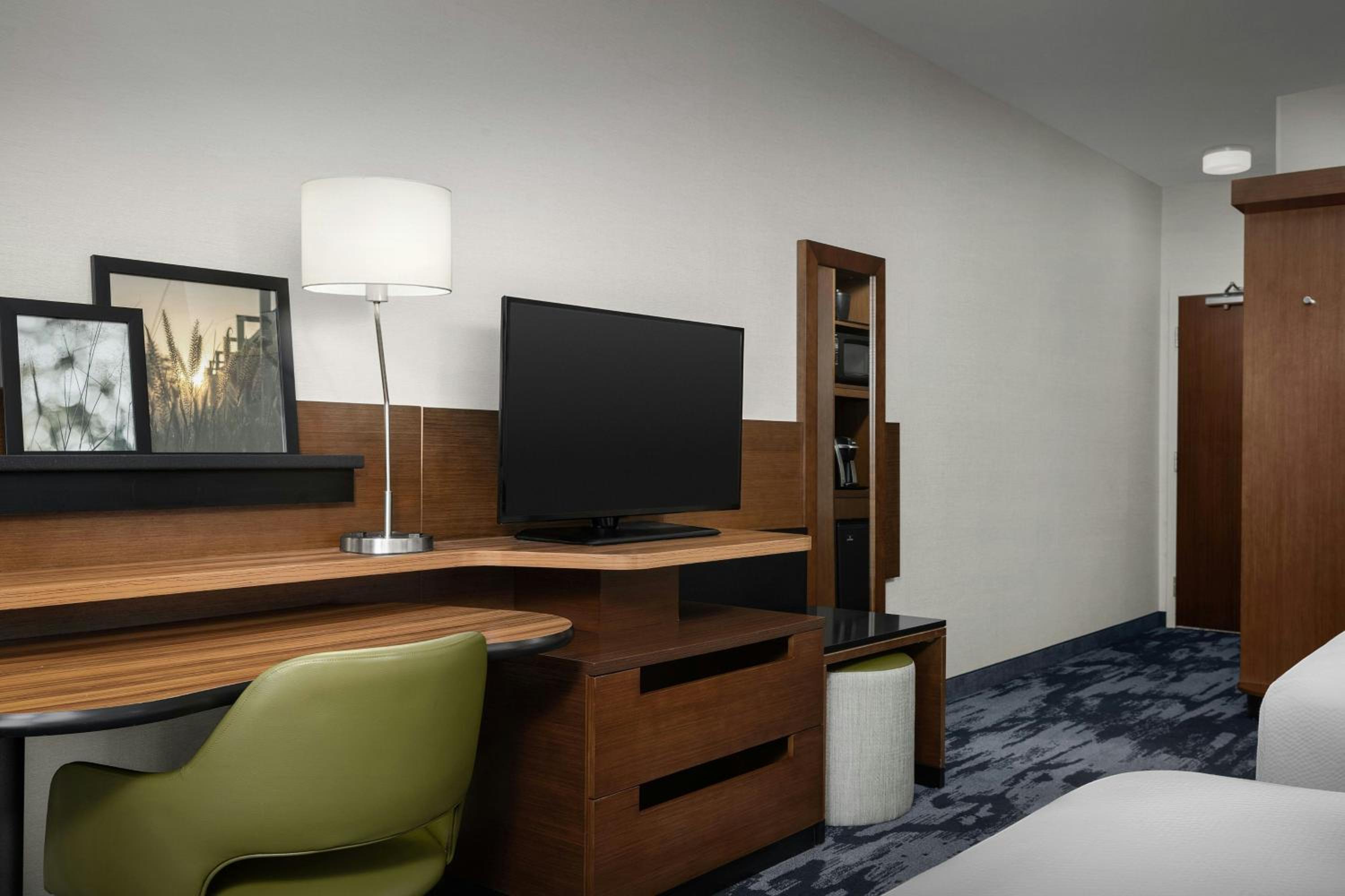 Queen Room with Two Queen Beds and Adapted Tub - Mobility and Hearing Accessible