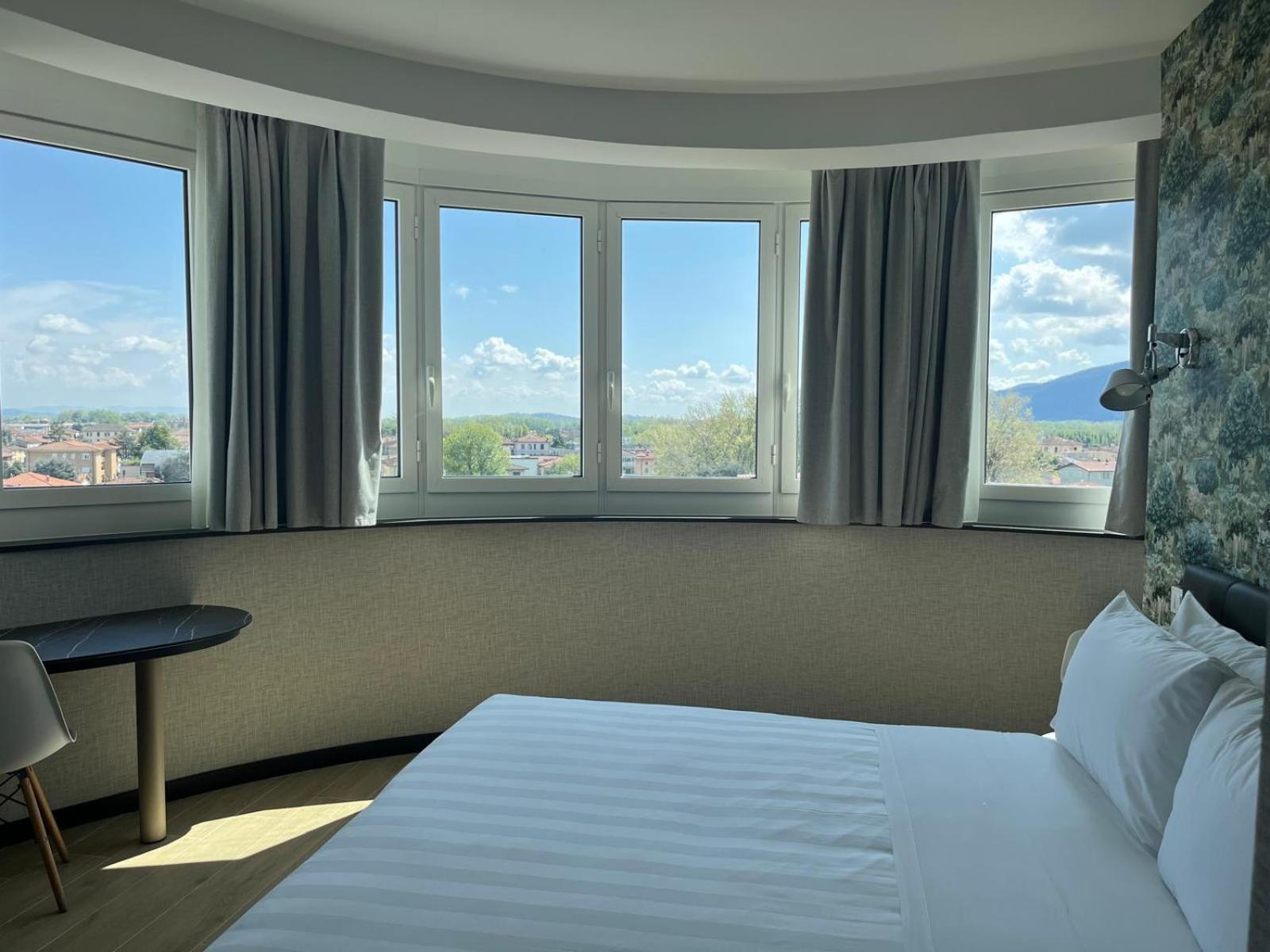 Superior Double or Twin Room with City View