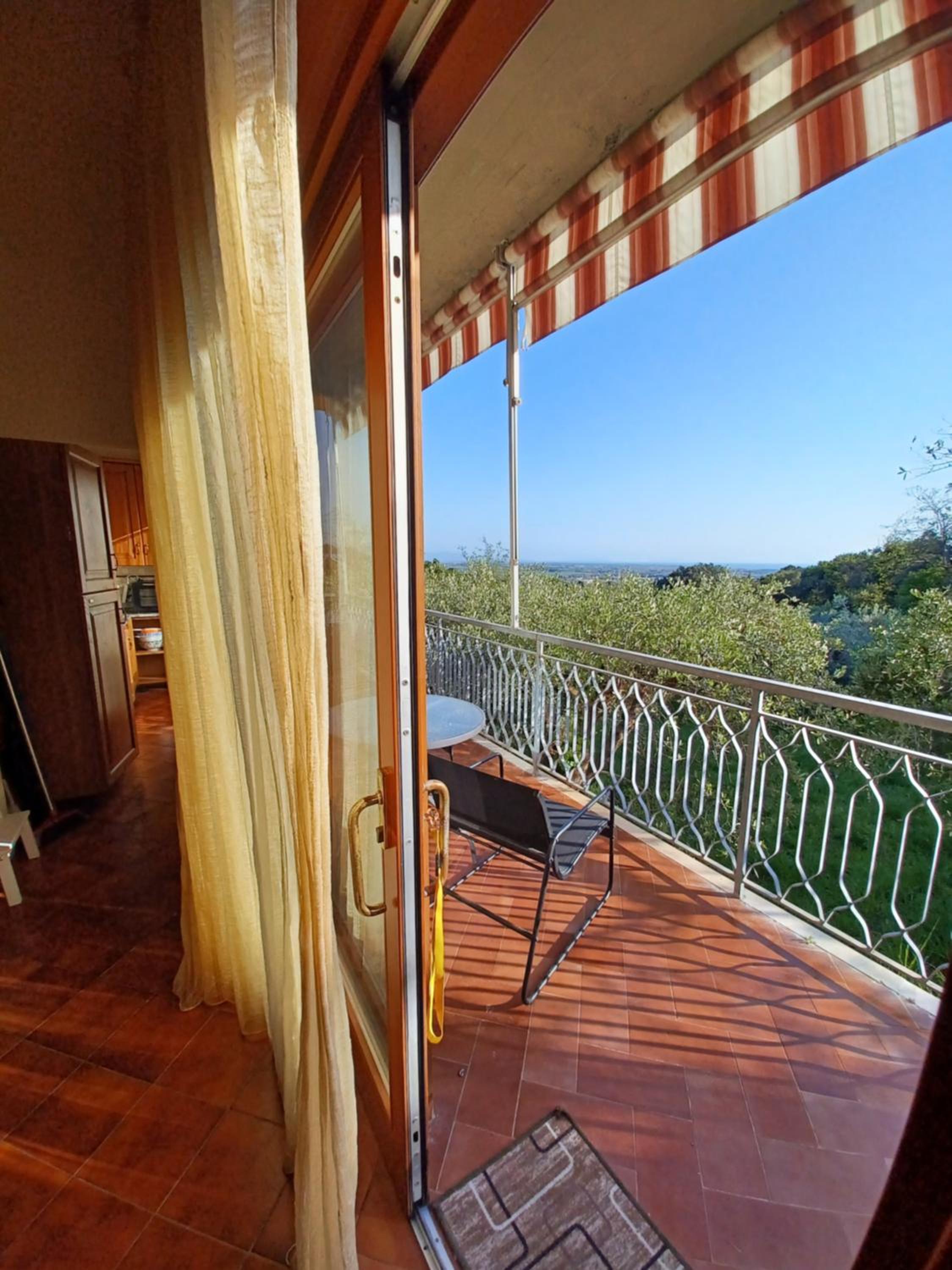 Two-Bedroom Apartment with Terrace and Sea View