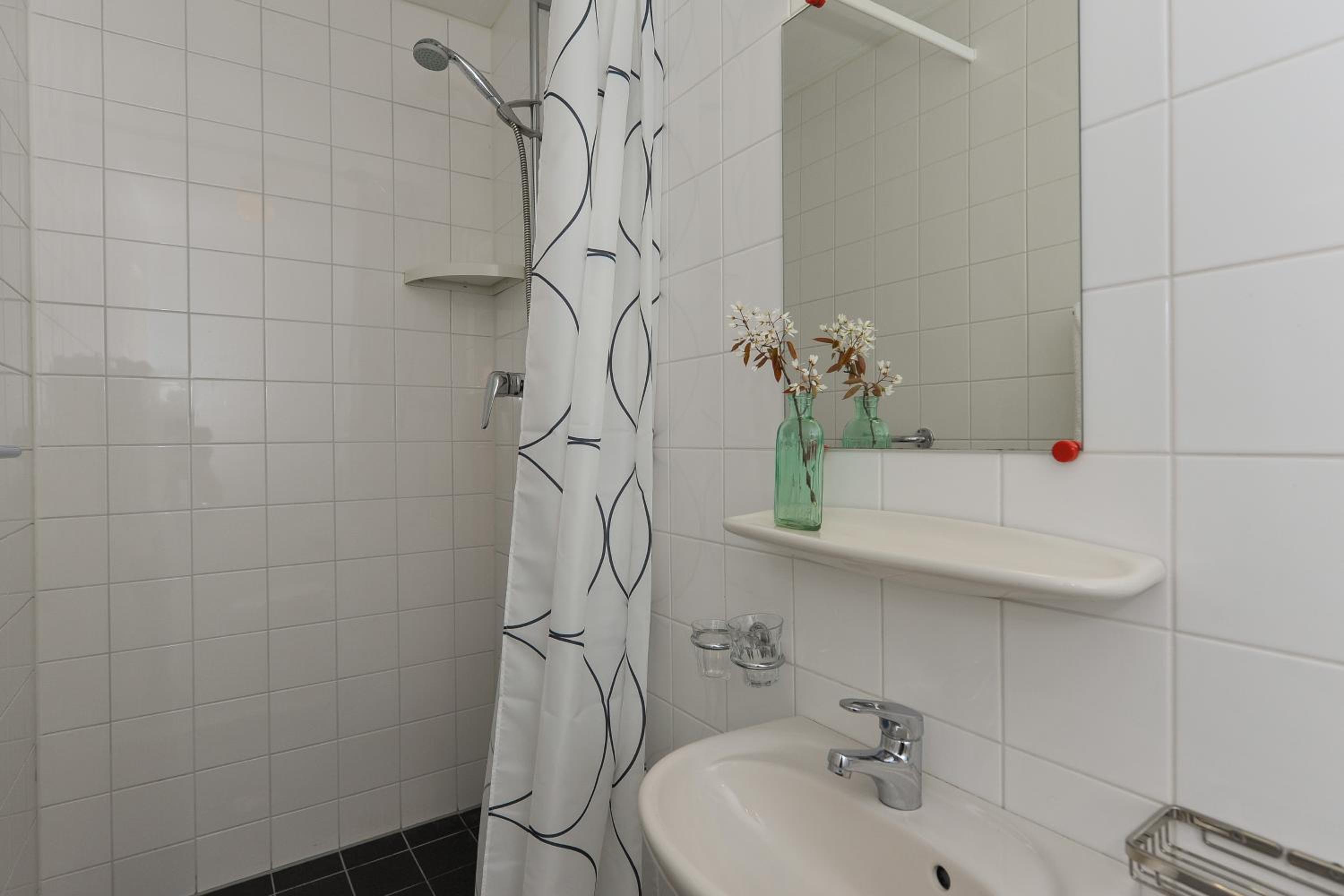 Quadruple Room - Photo 6