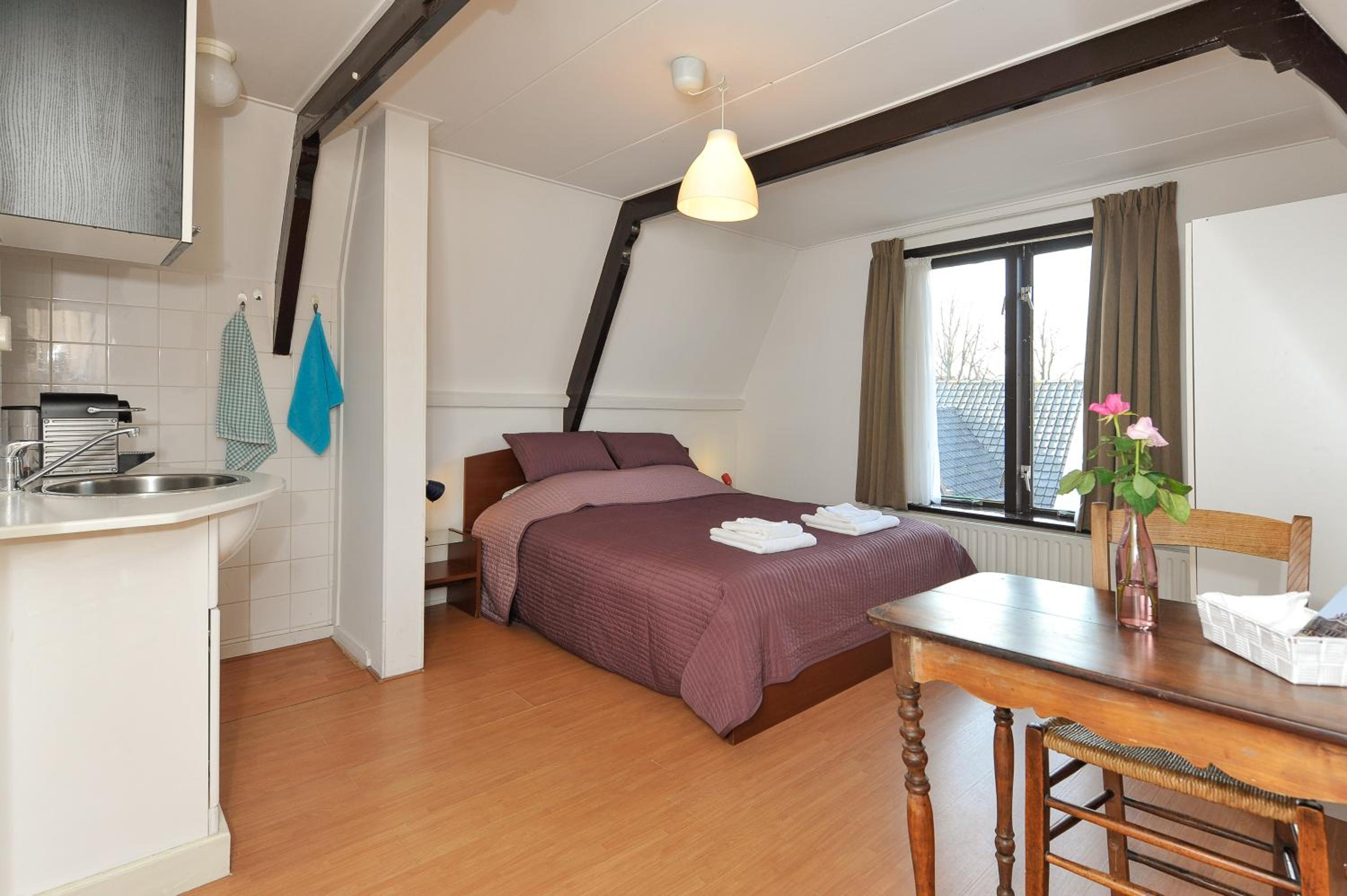 Double Room - Photo 7
