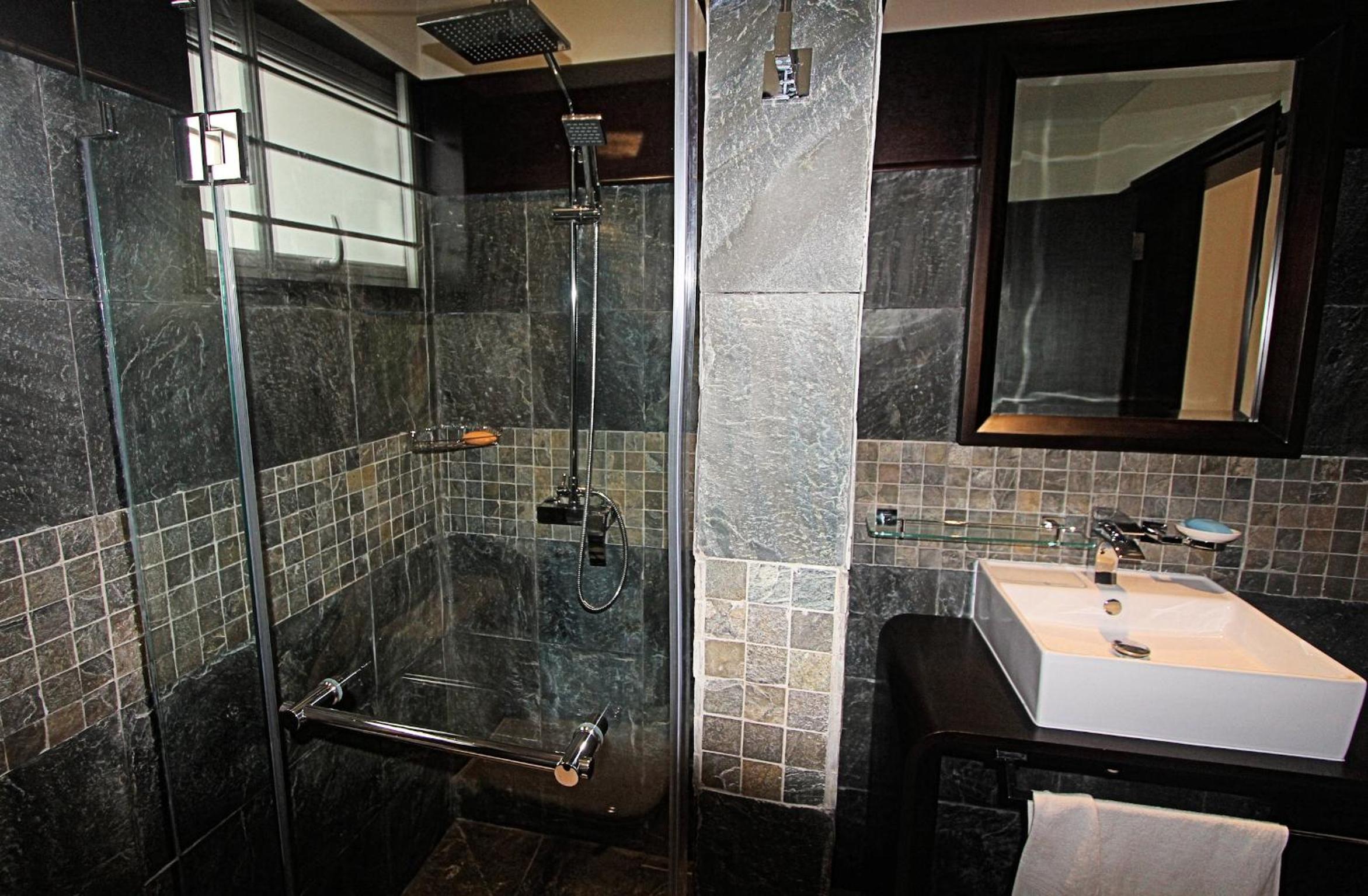 Family Suite - Photo 41