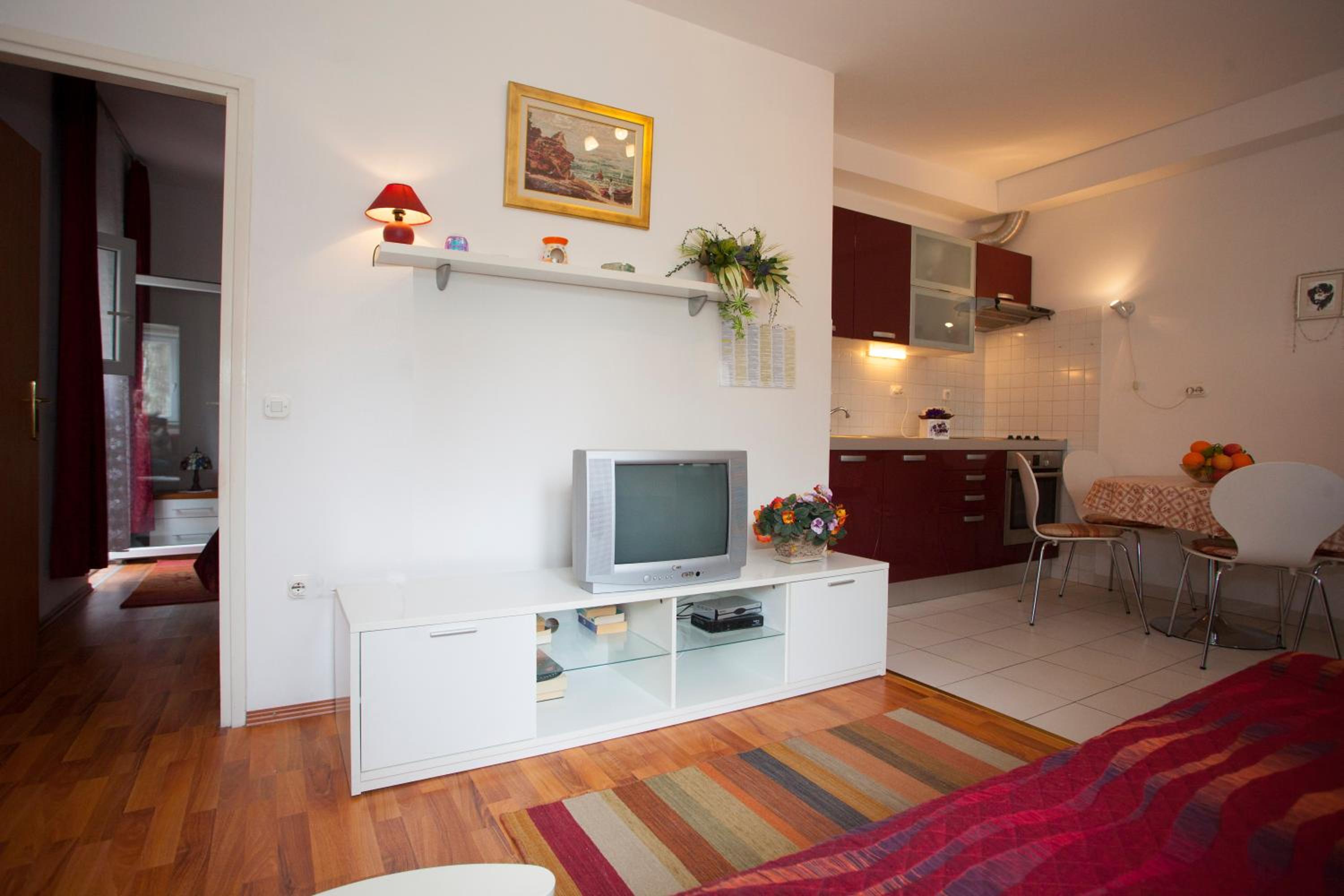 Superior One-Bedroom Apartment - Rokova Street
