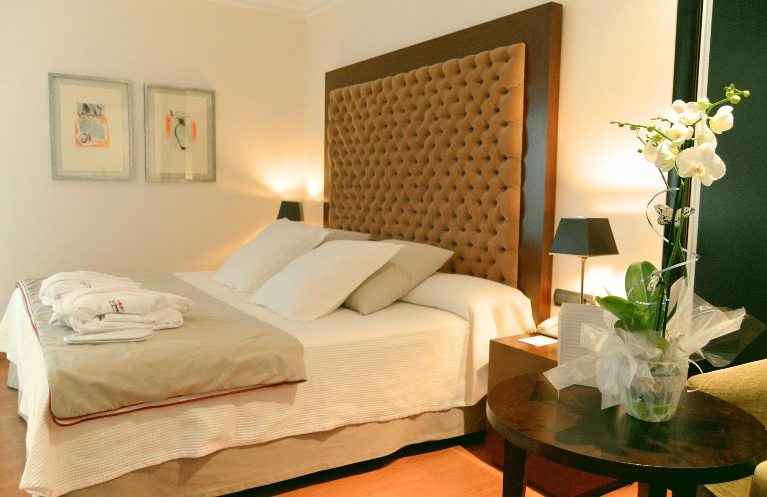 Deluxe Double Room with Spa Bath  - Photo 3