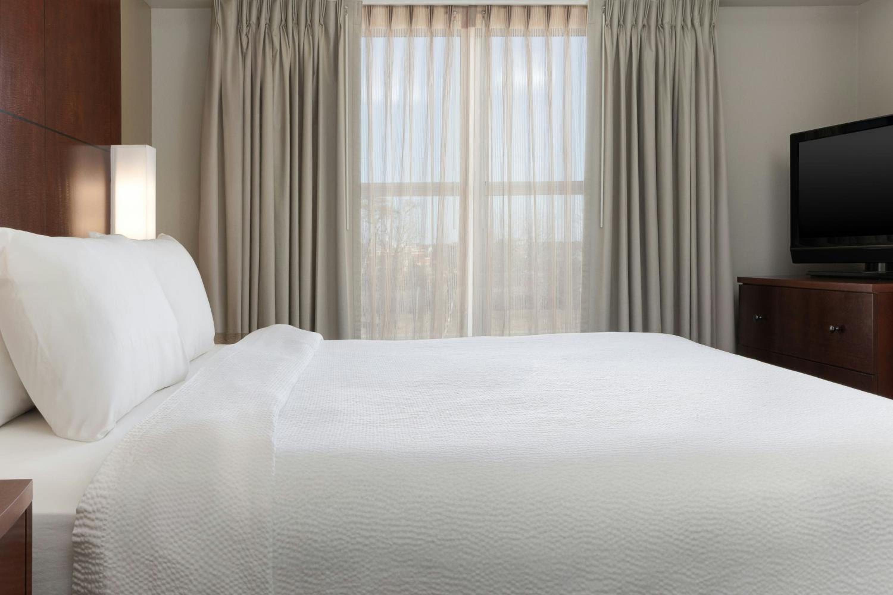 Two-Bedroom Suite - Hearing Accessible