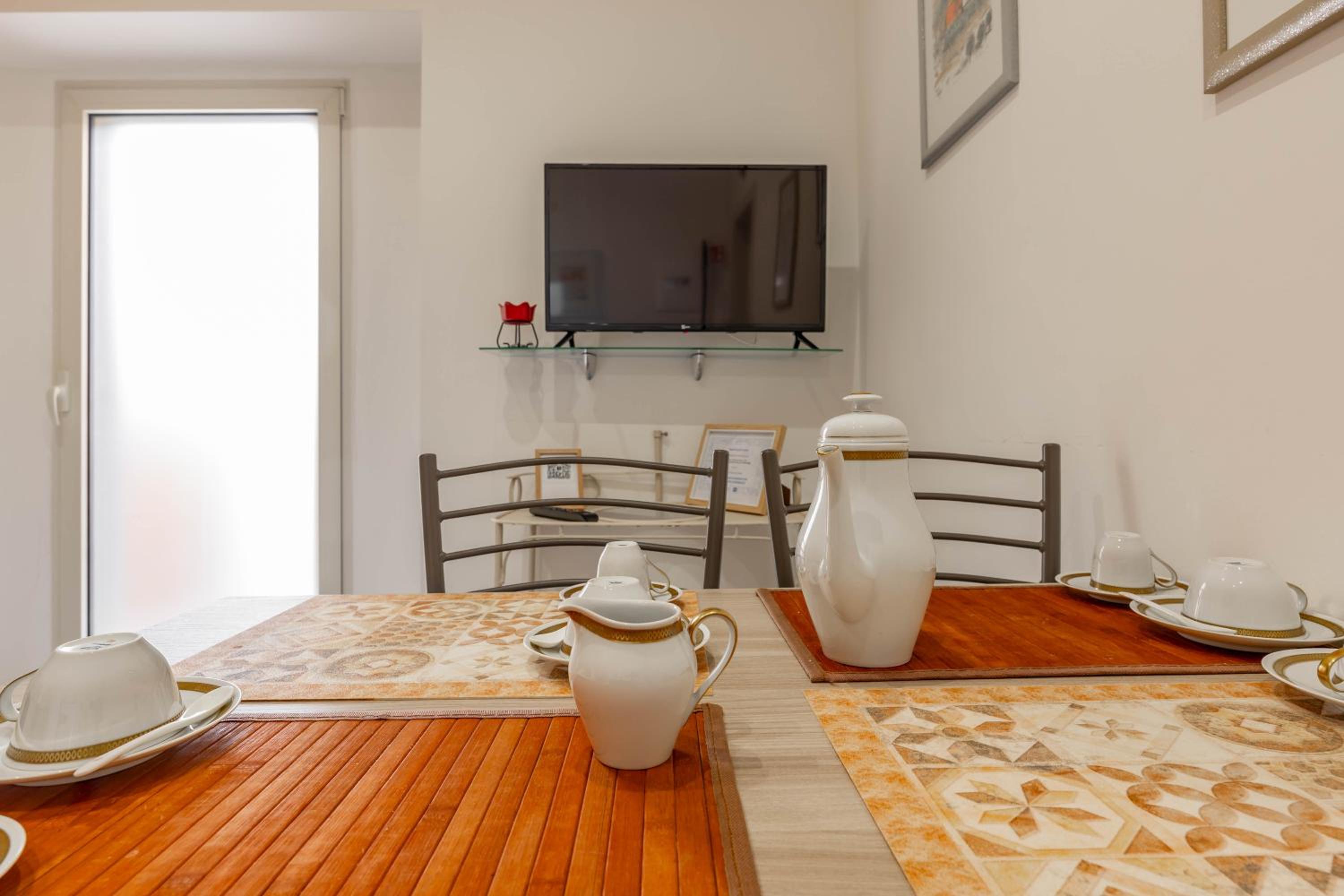 Double or Twin Room with Private Bathroom photo 2