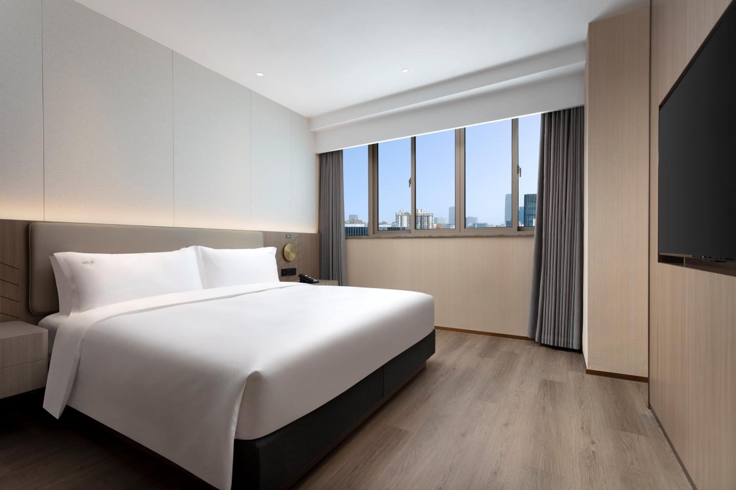 One-Bedroom Suite