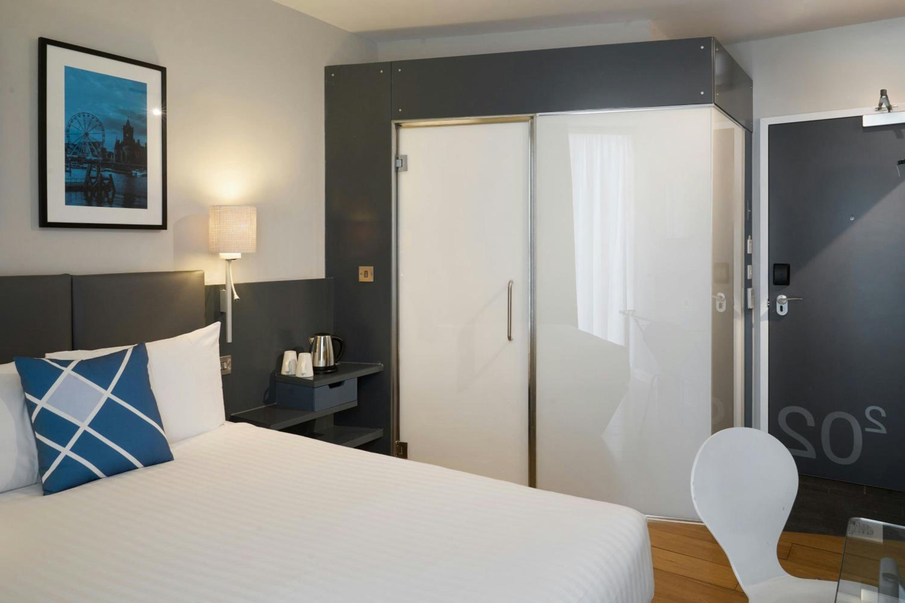 Efficient Double Room - Photo 3