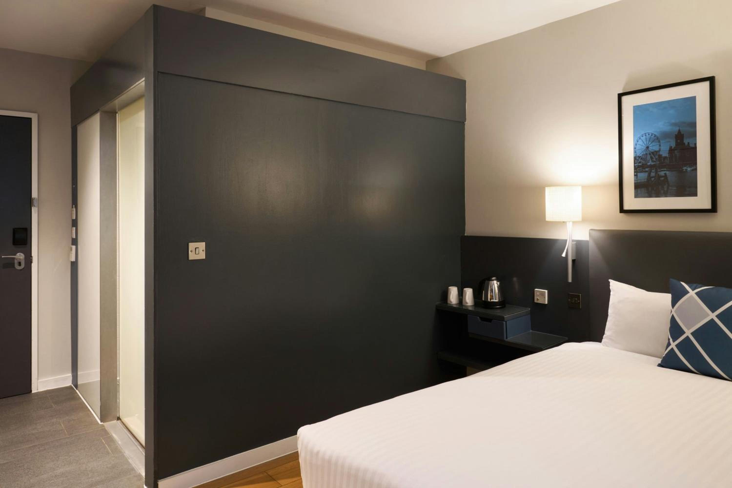 Standard Double Room - Photo 2