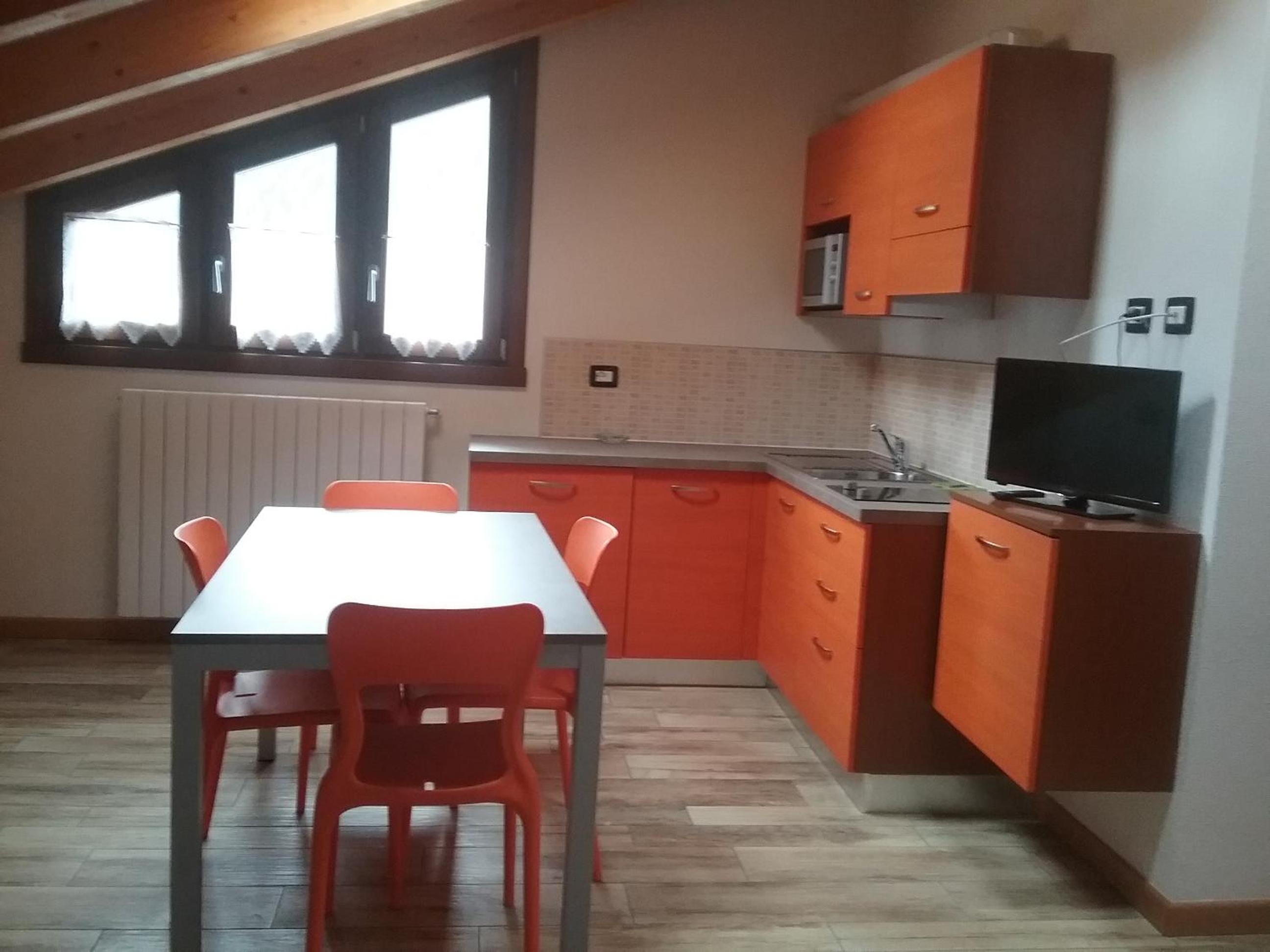 Two-Bedroom Apartment - Photo 5