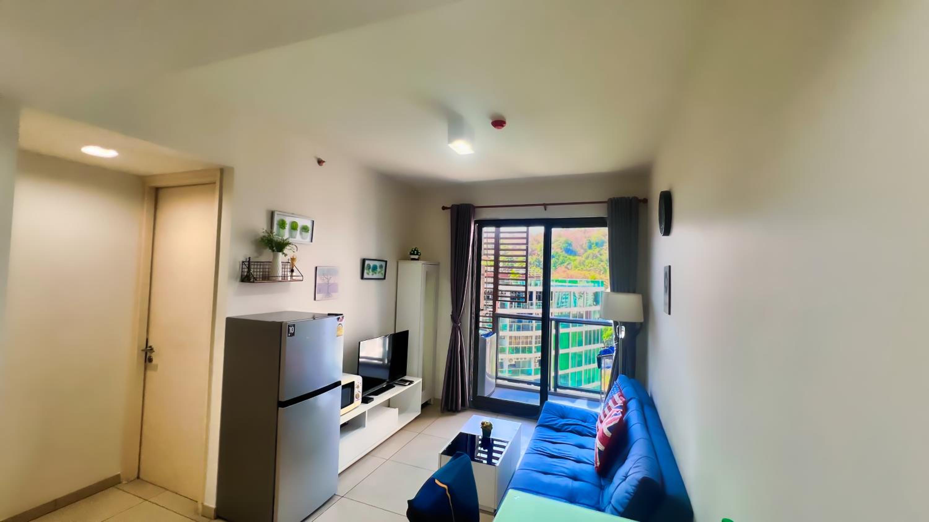 Studio with Pool View photo 1