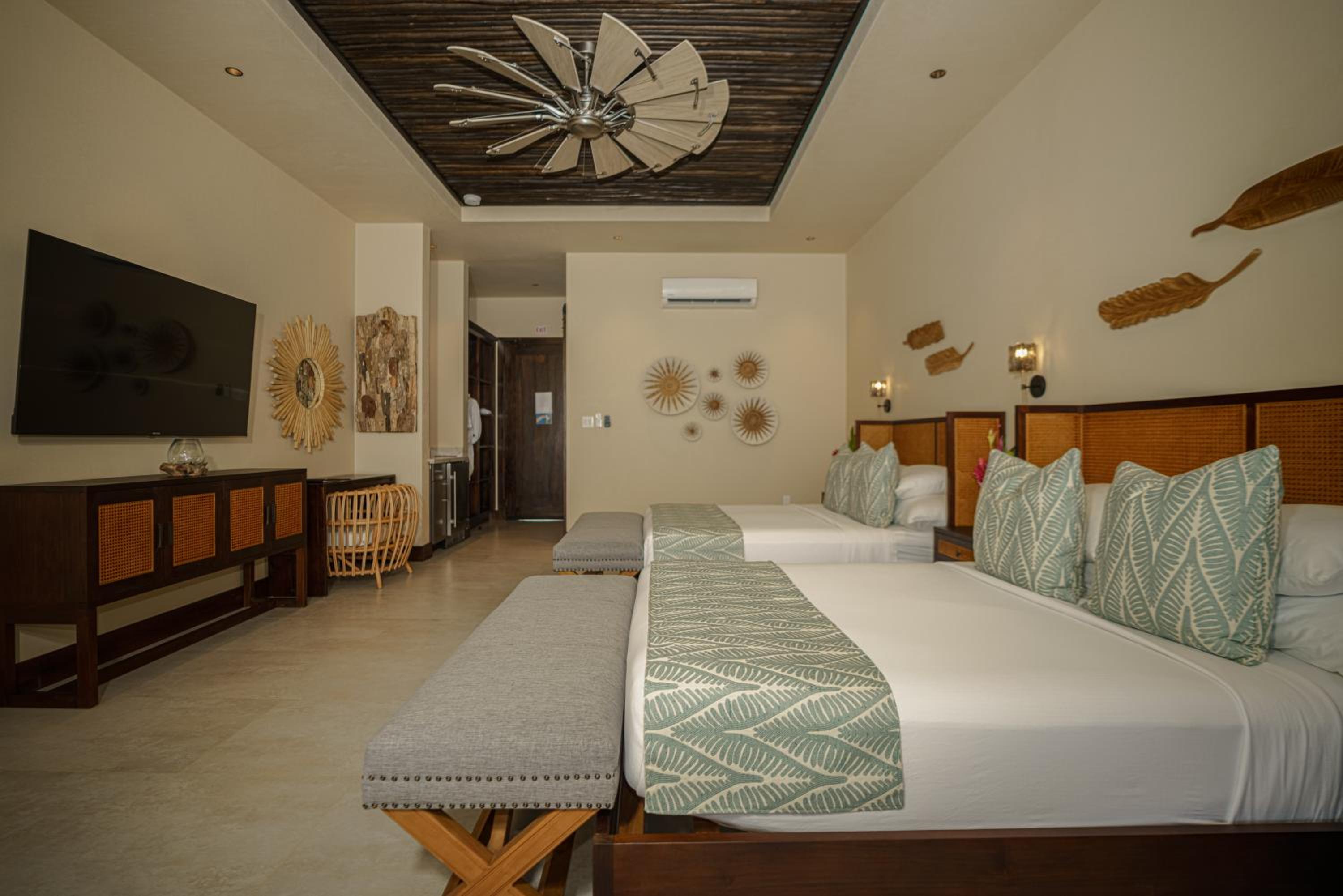 Queen Room with Sea View