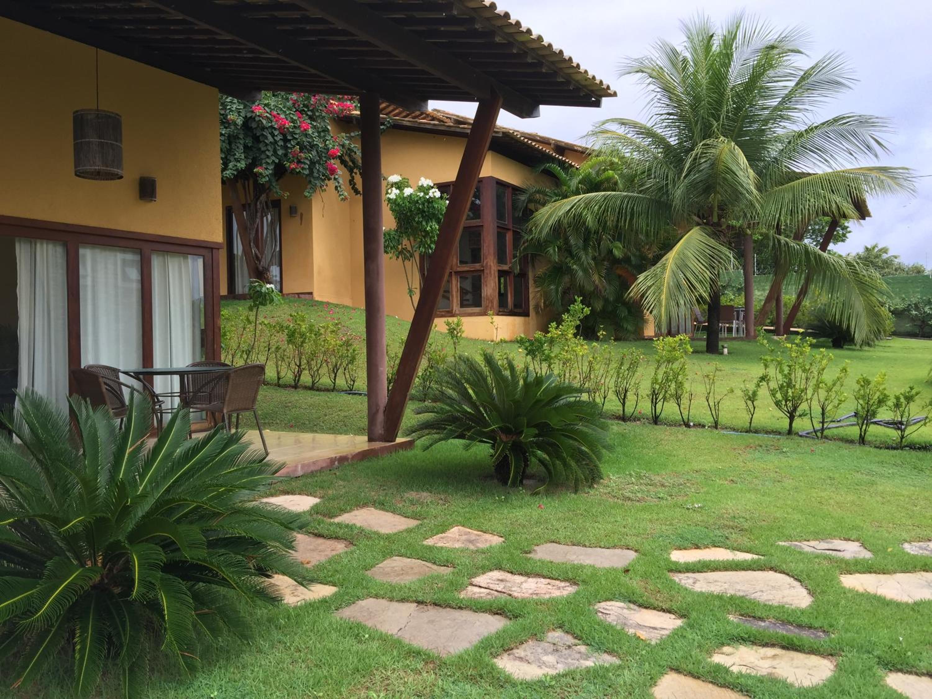 Family Bungalow - Photo 2