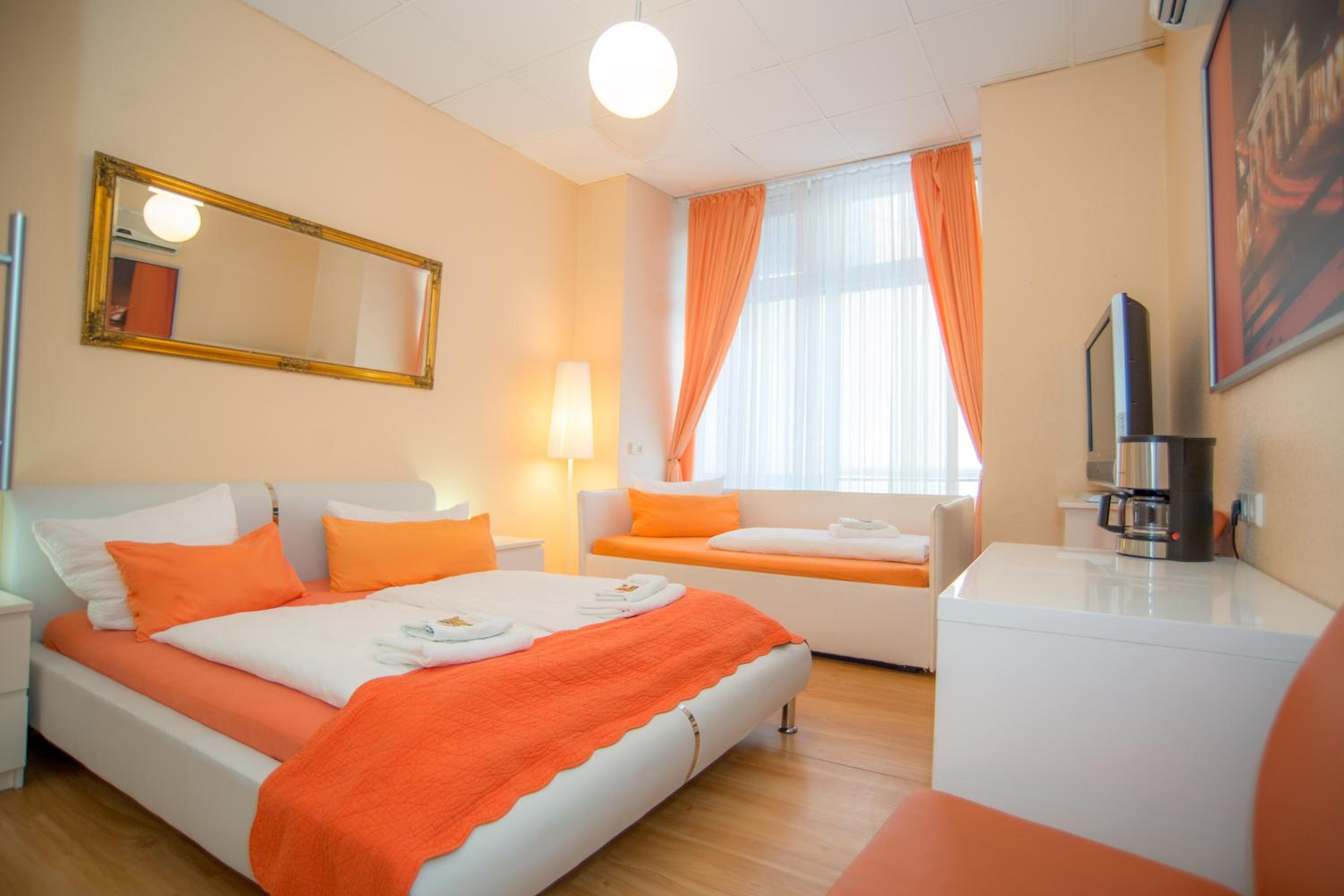 Triple Room photo 1