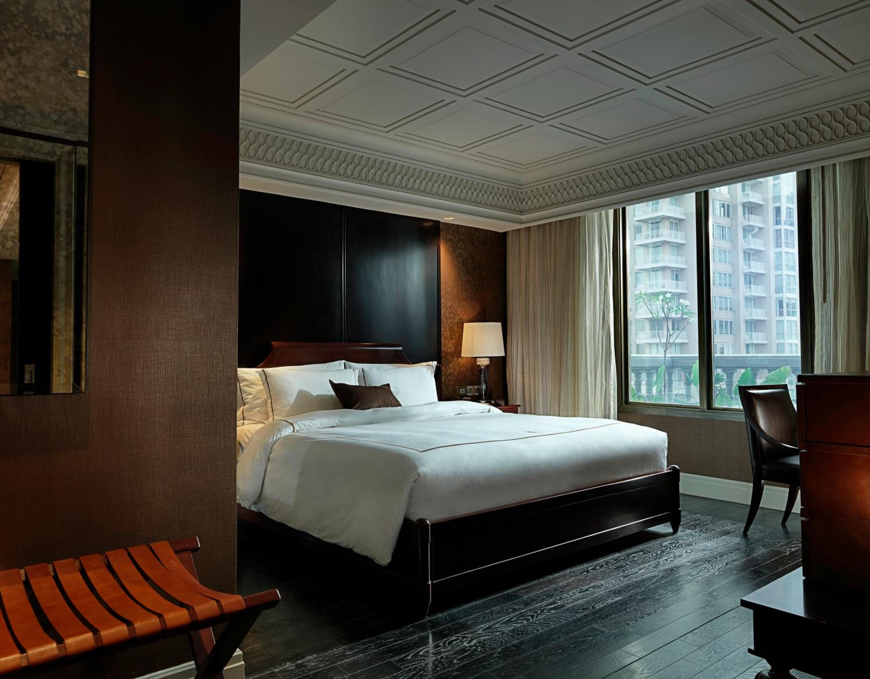 One-Bedroom Nimman King Suite - High Floor photo 3