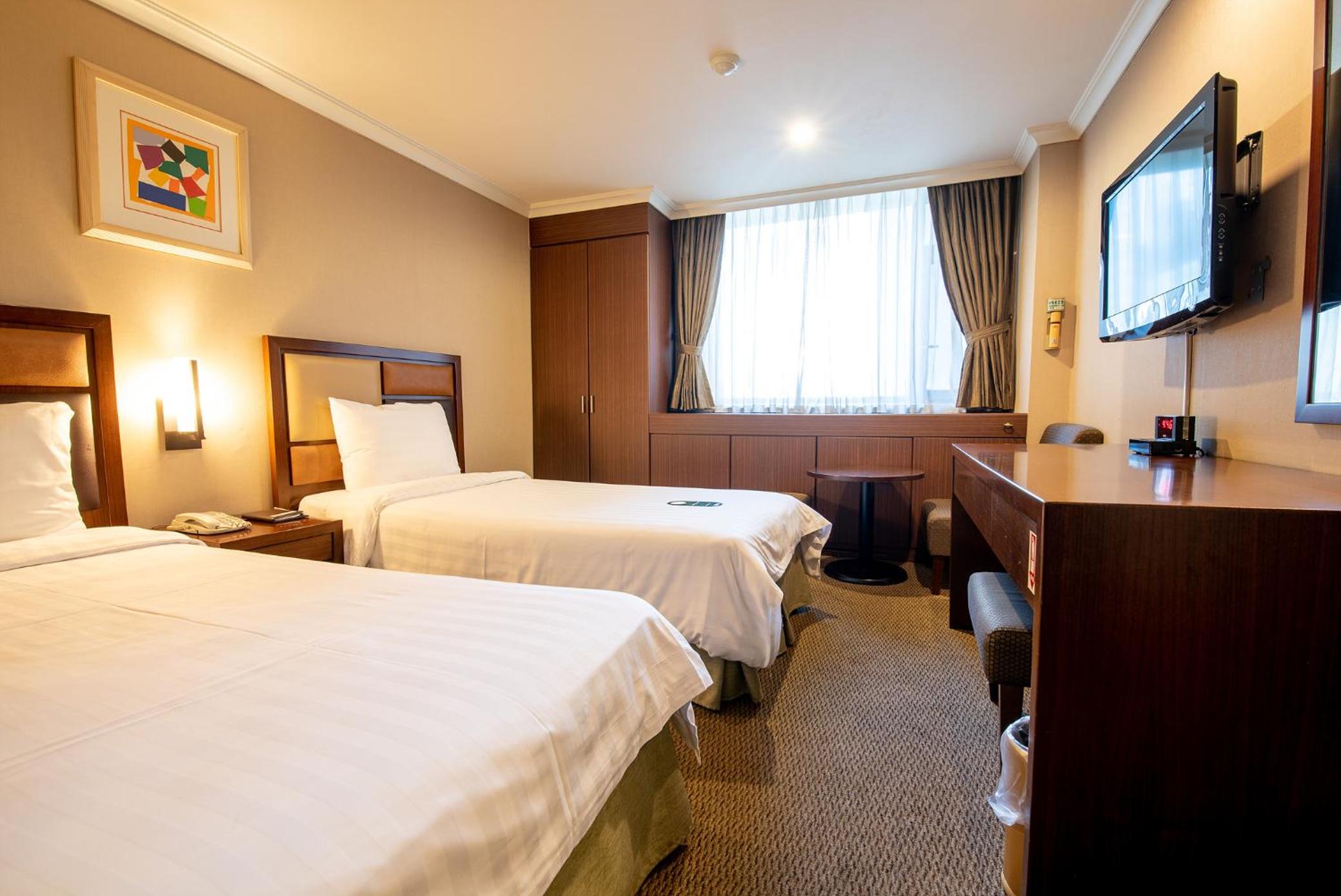 Classic Twin Room - Photo 1