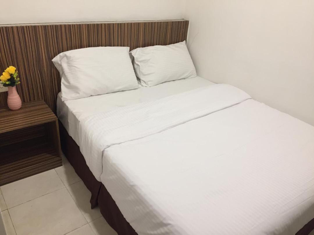 Budget Double Room photo 1
