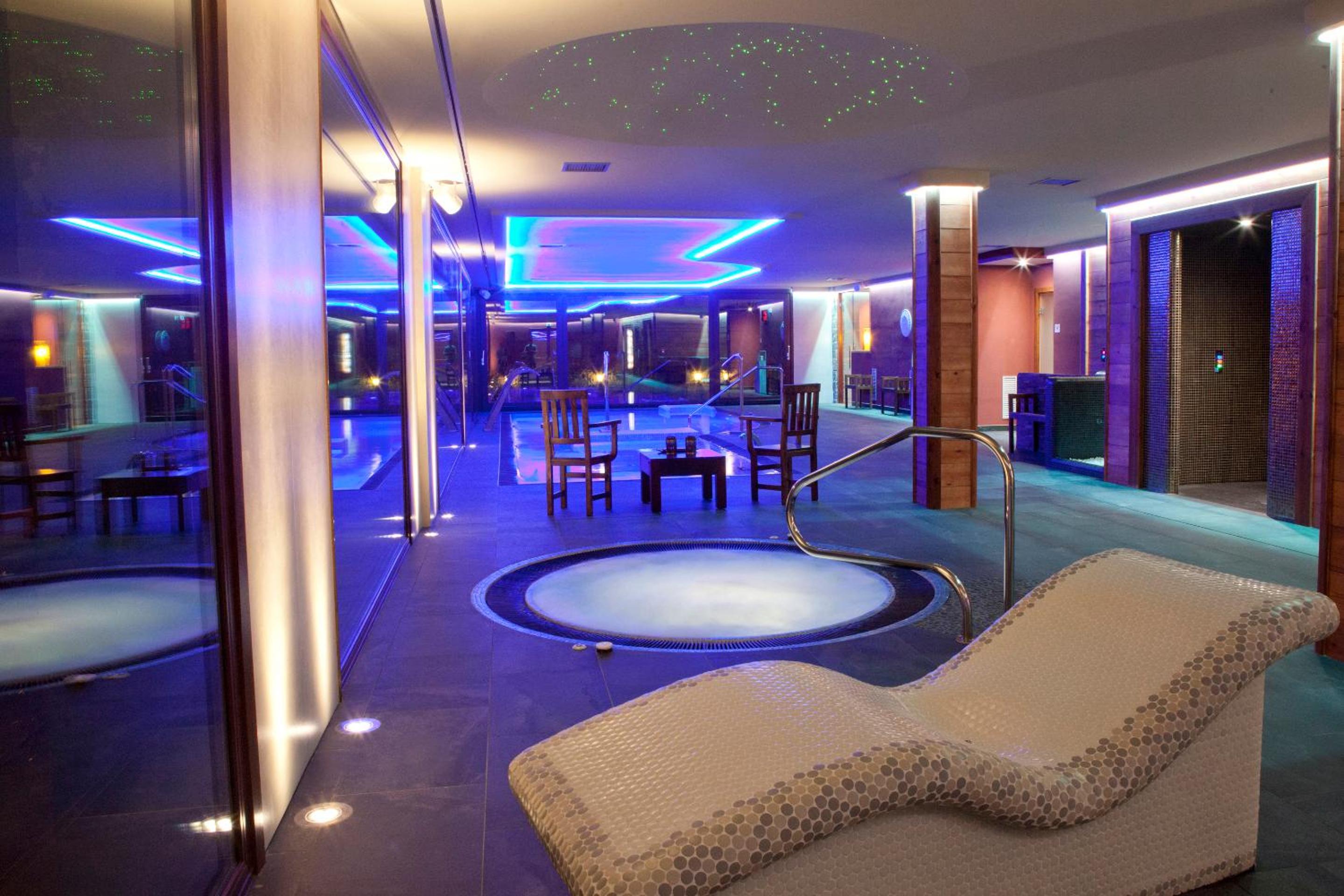 Habitación Doble o con Dos Camas Superiores con Acceso al Spa Habitación Doble o con Dos Camas Superiores con Acceso al Spa