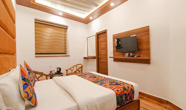 Budget Double Room photo 2